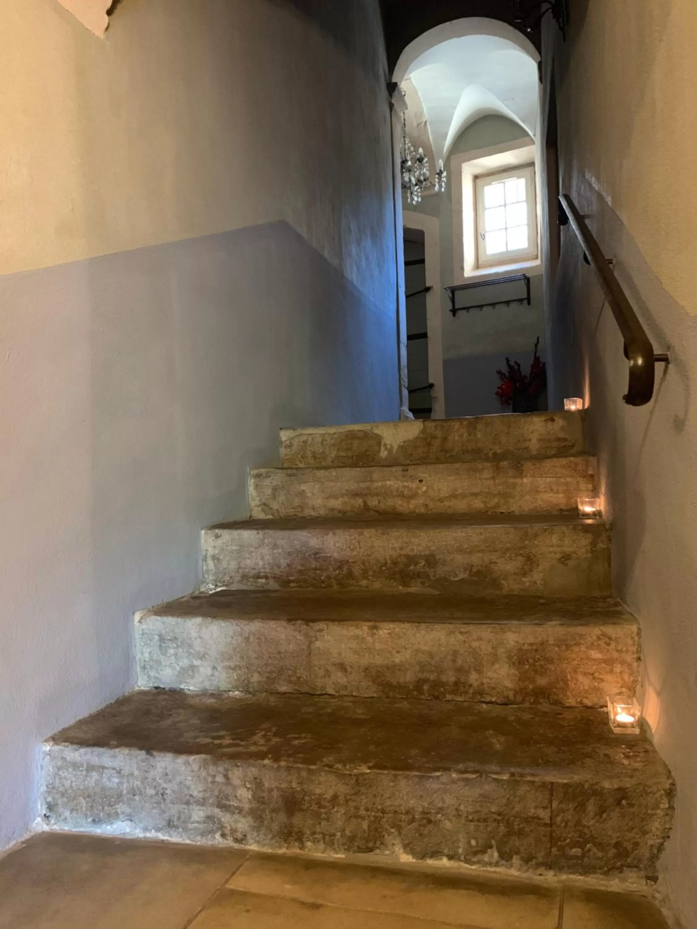 Lobby or reception in Le Couvent d'Hérépian - Hôtel & Spa