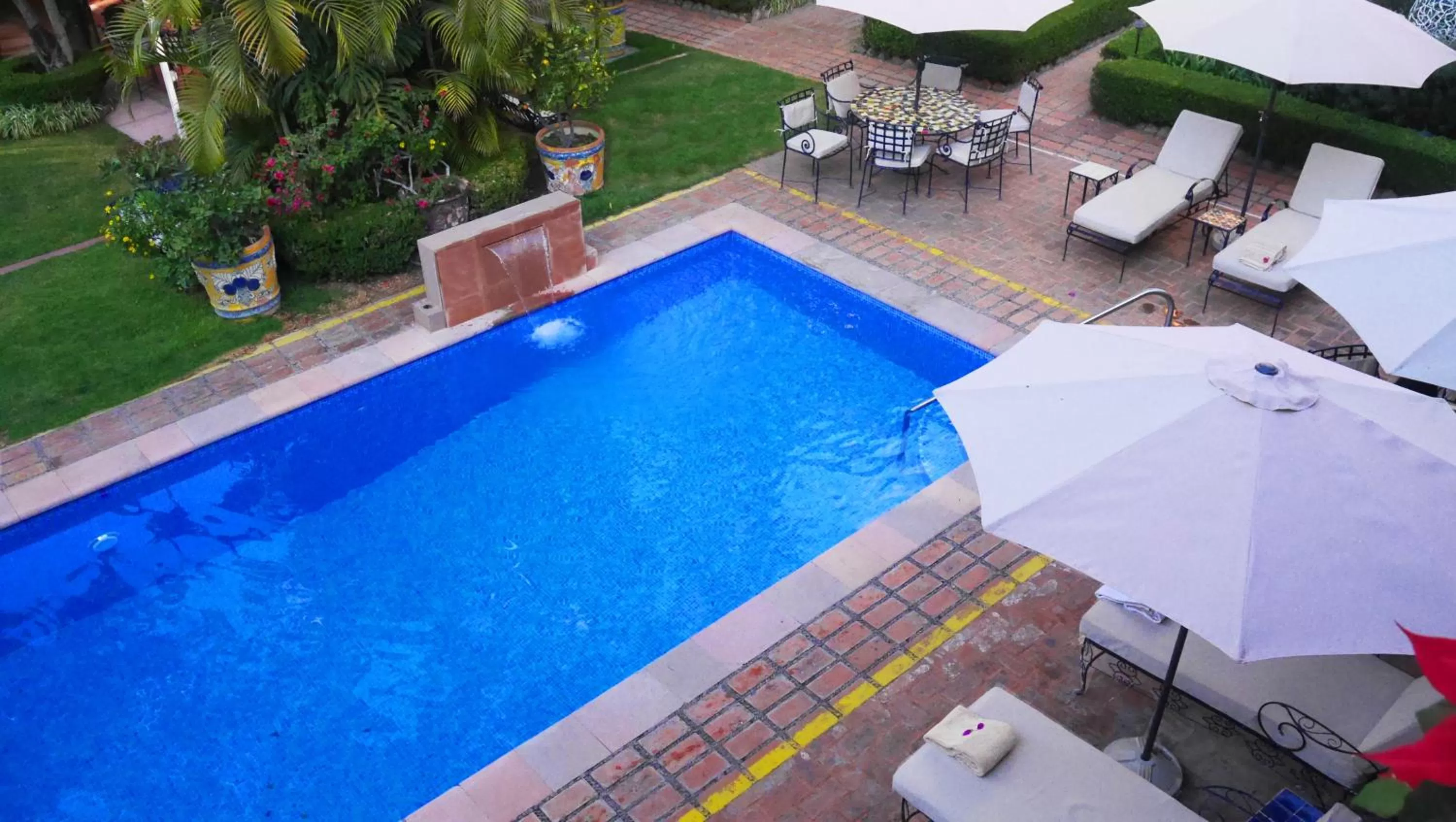 Swimming pool in Hacienda de las Flores