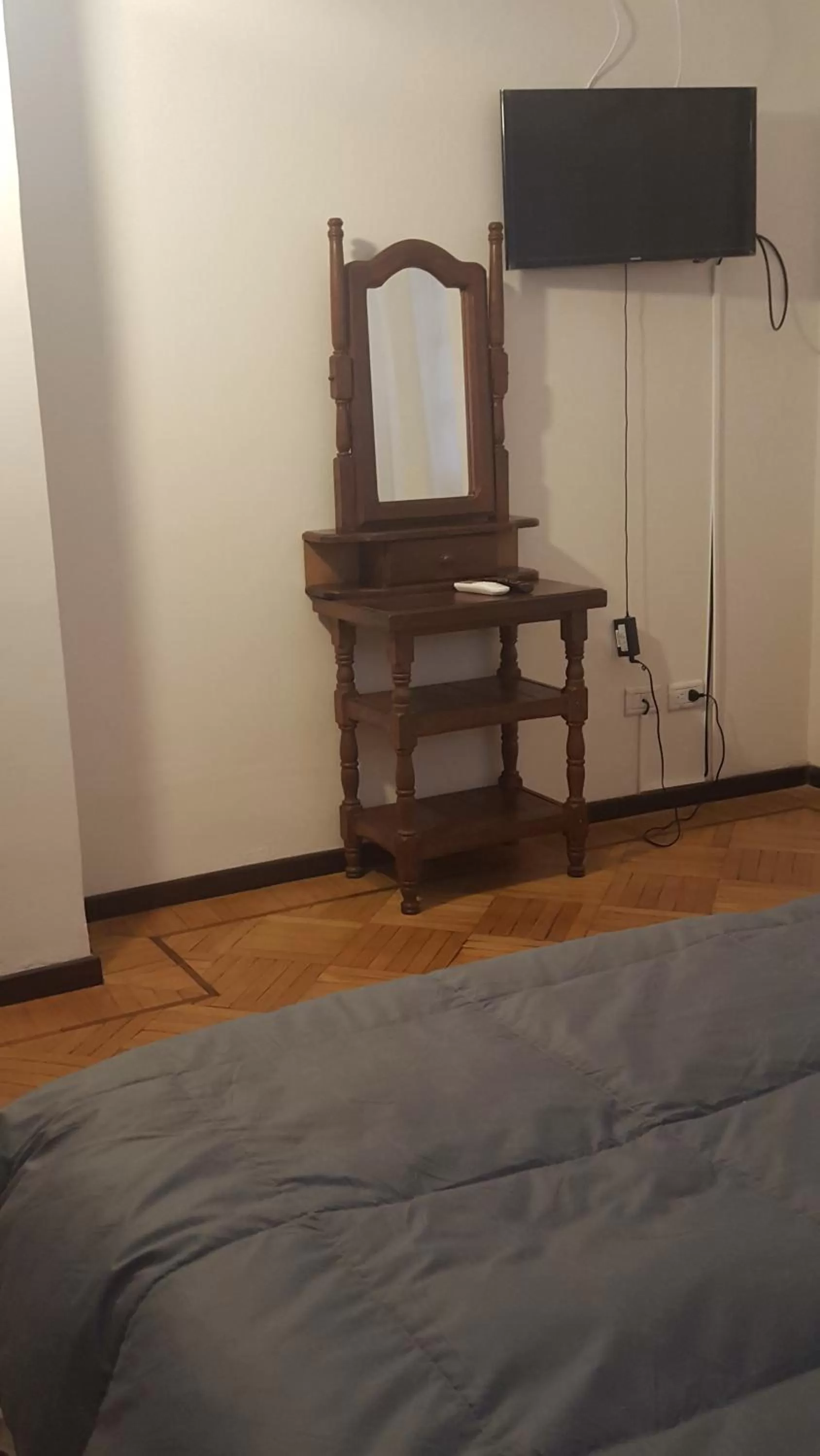 TV/Entertainment Center in Posta del Ángel - Salta