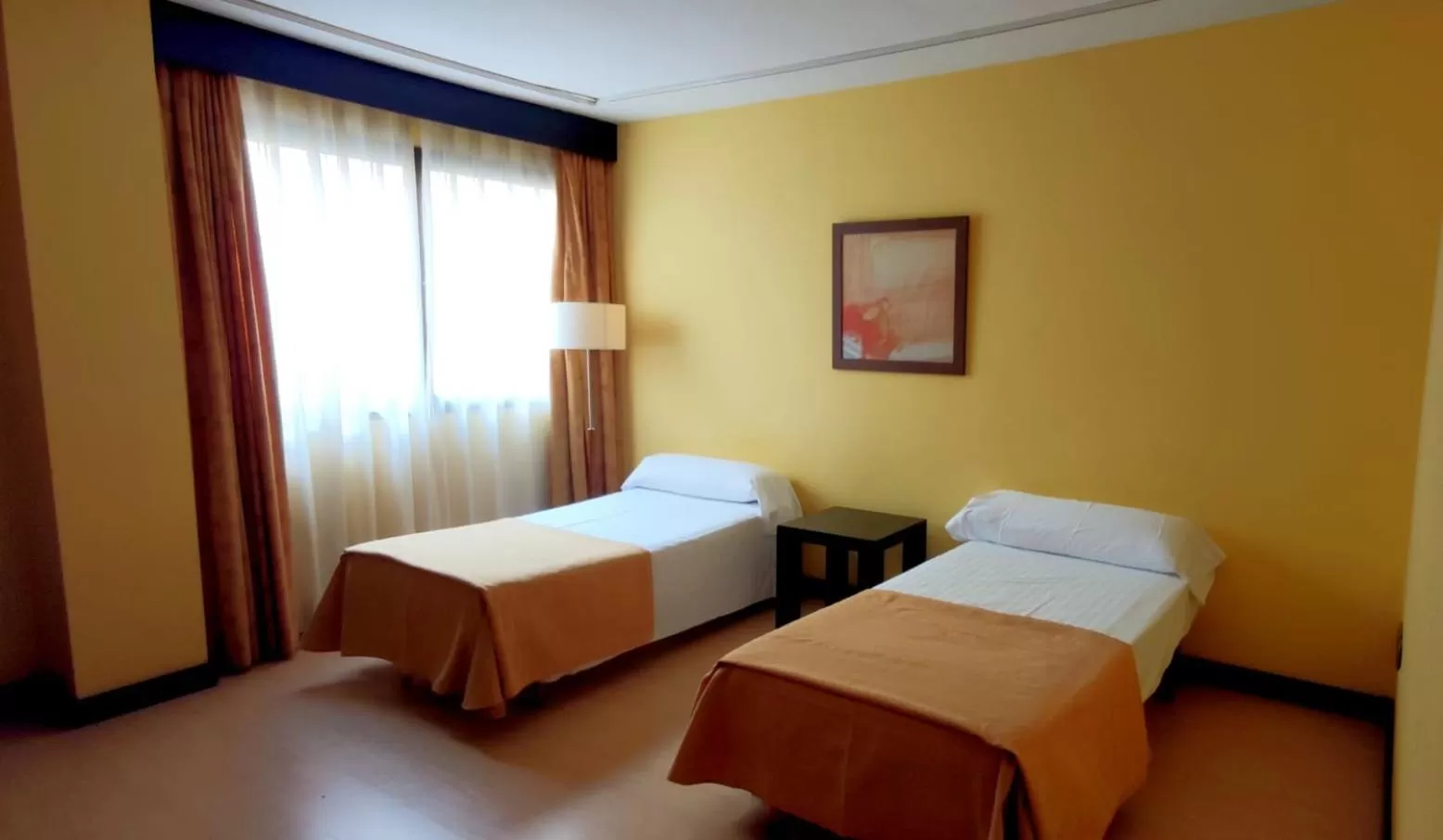 Bed in Intelier Rosa