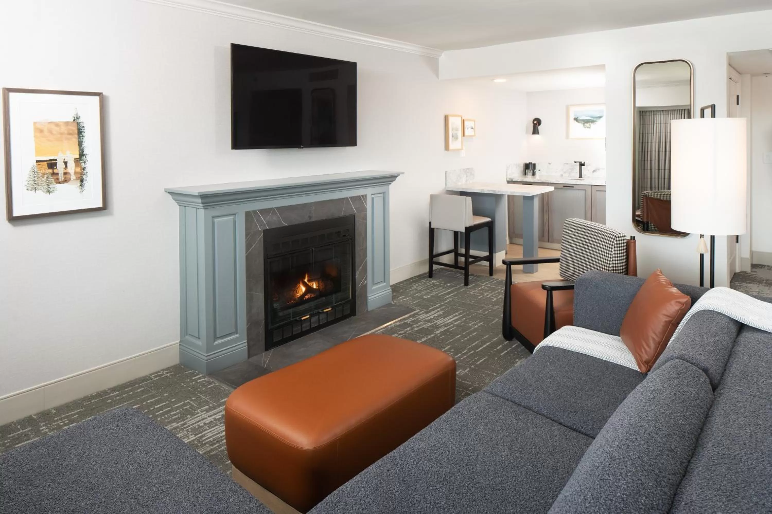 Evening entertainment in Grand Geneva Resort and Spa