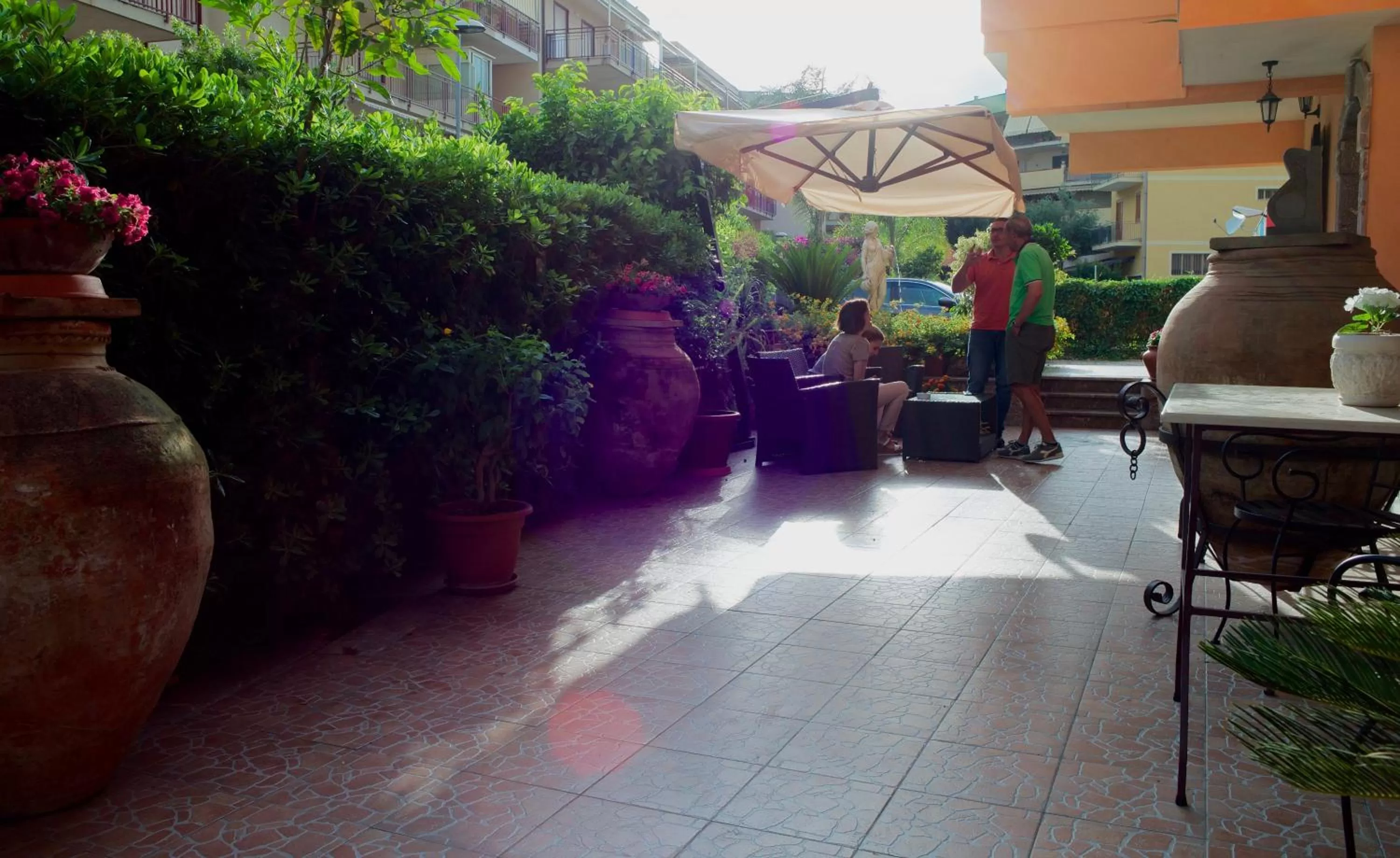 Patio in B&B MareAgrò