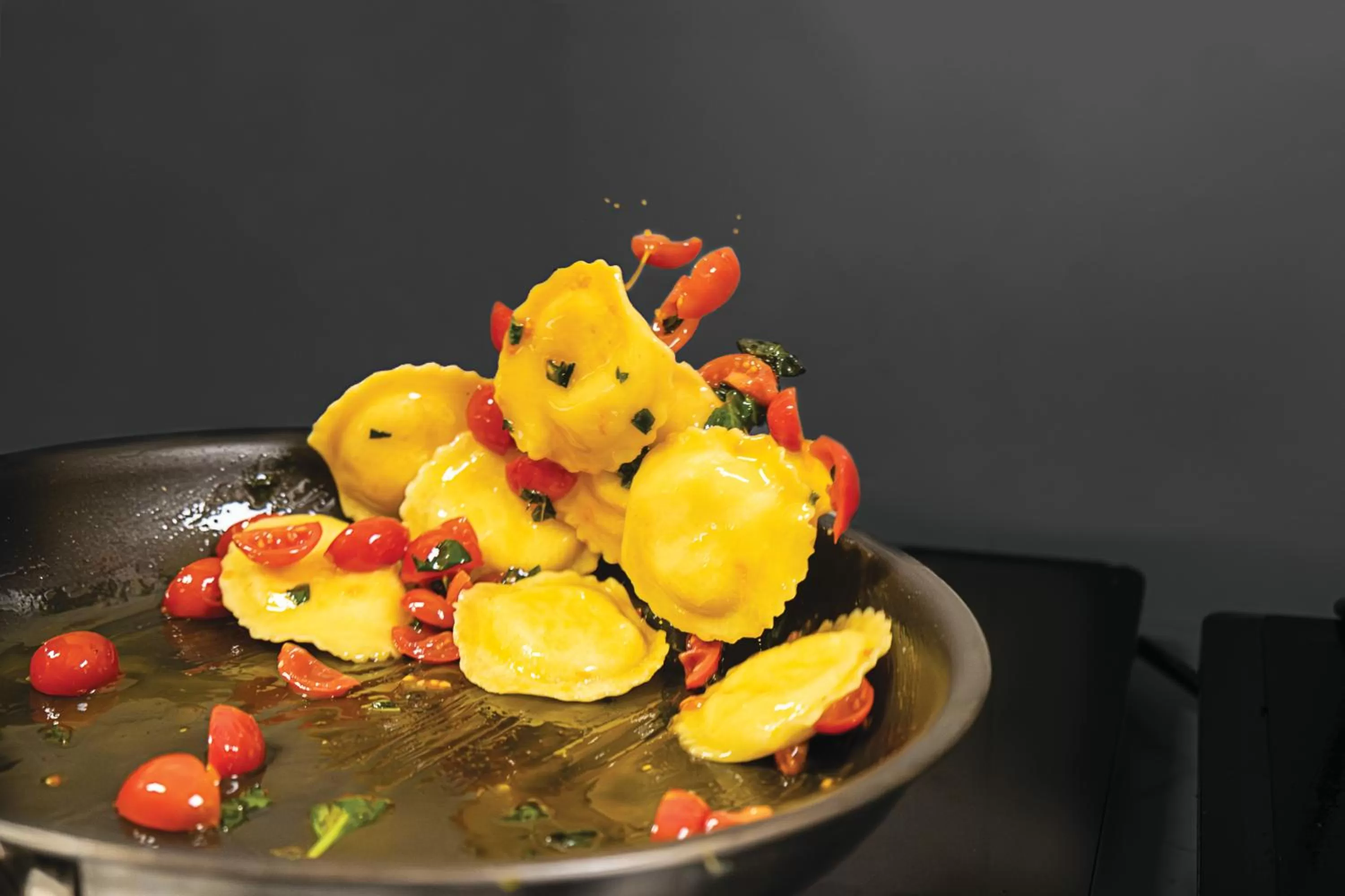 Restaurant/places to eat in Adesso Hotel