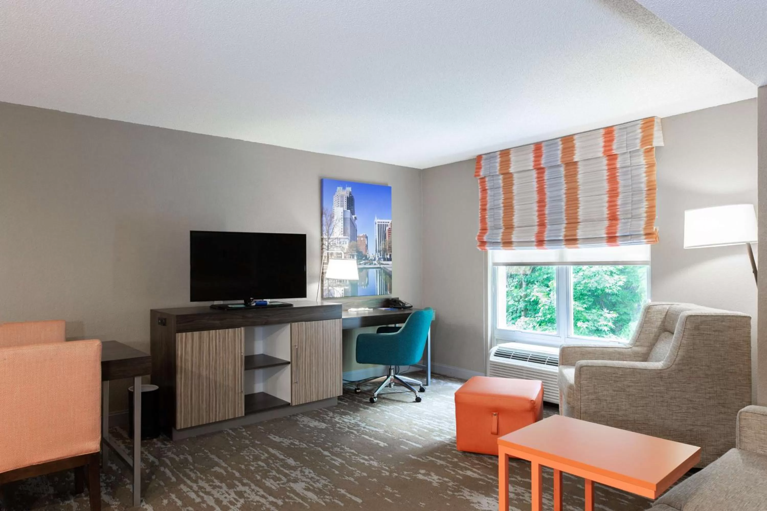 Bedroom in Hampton Inn & Suites Raleigh Cary Lenovo Center