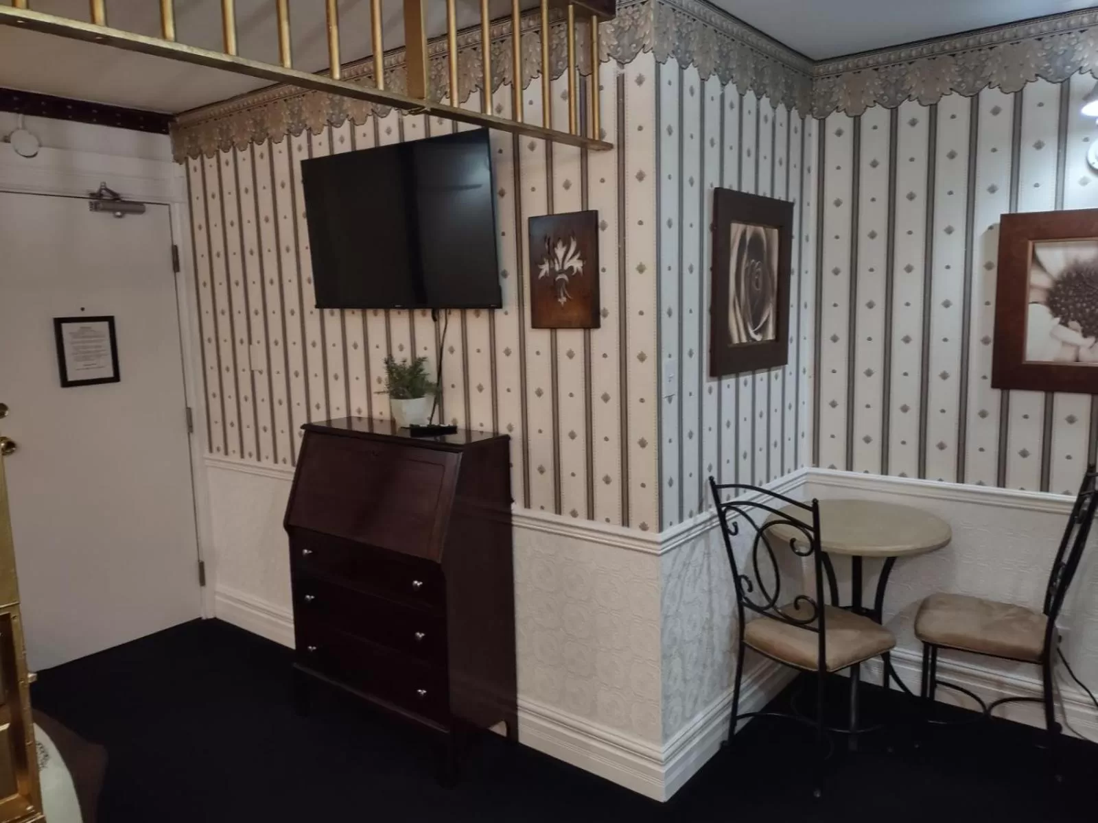 TV and multimedia in The King George Inn