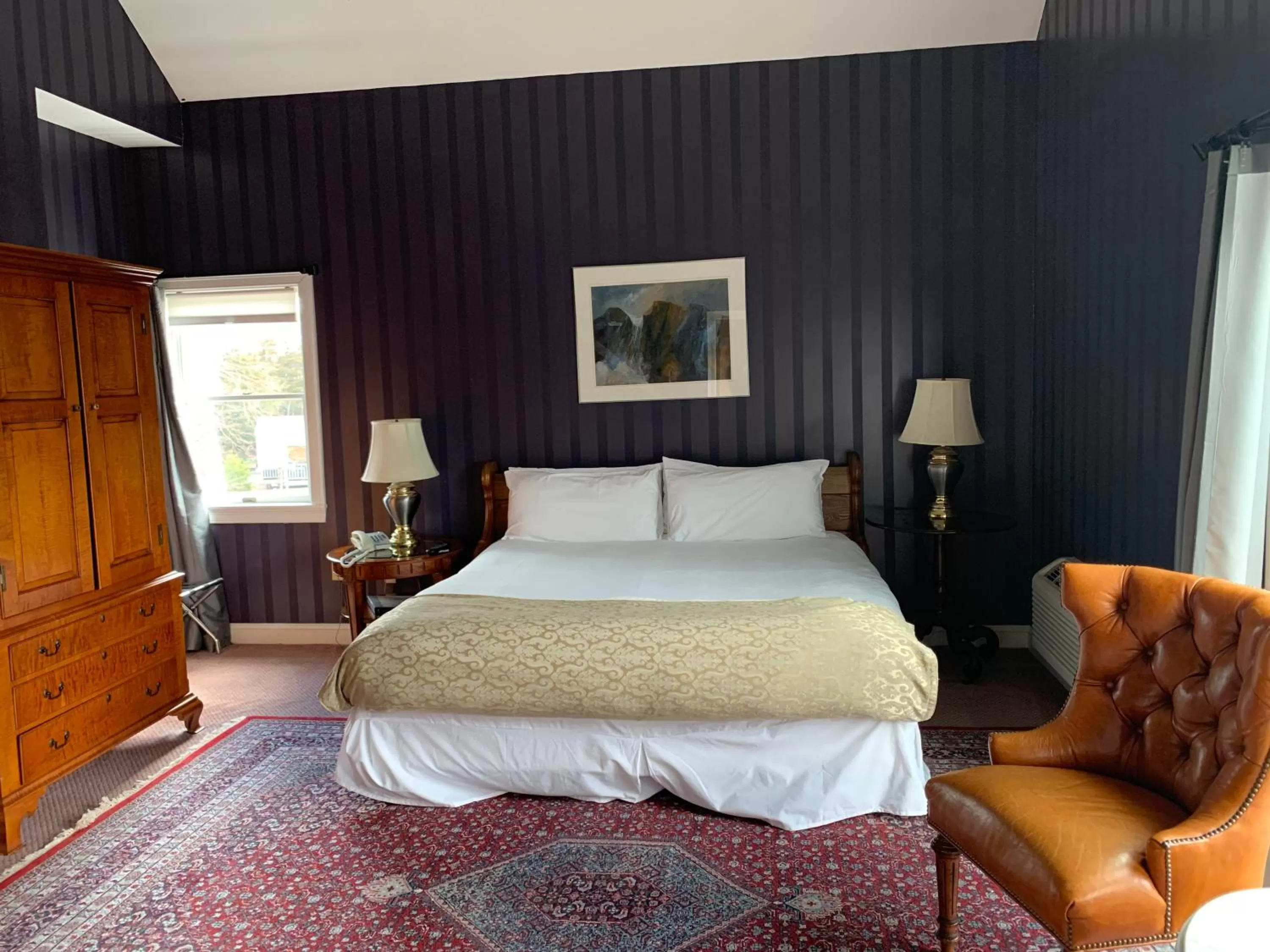 Bed in Belfry Inn and Bistro