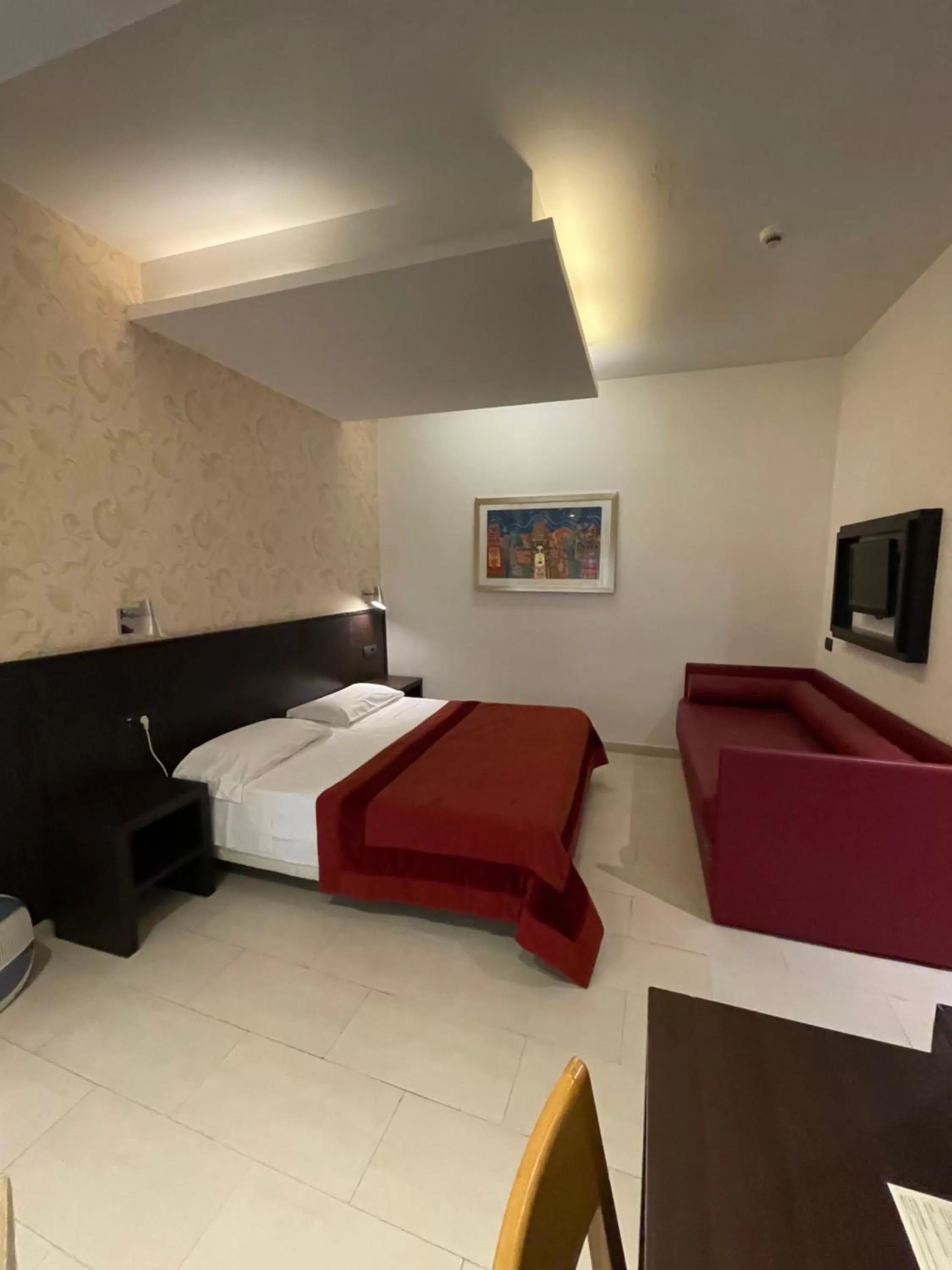 Photo of the whole room, Bed in Hotel De Petris