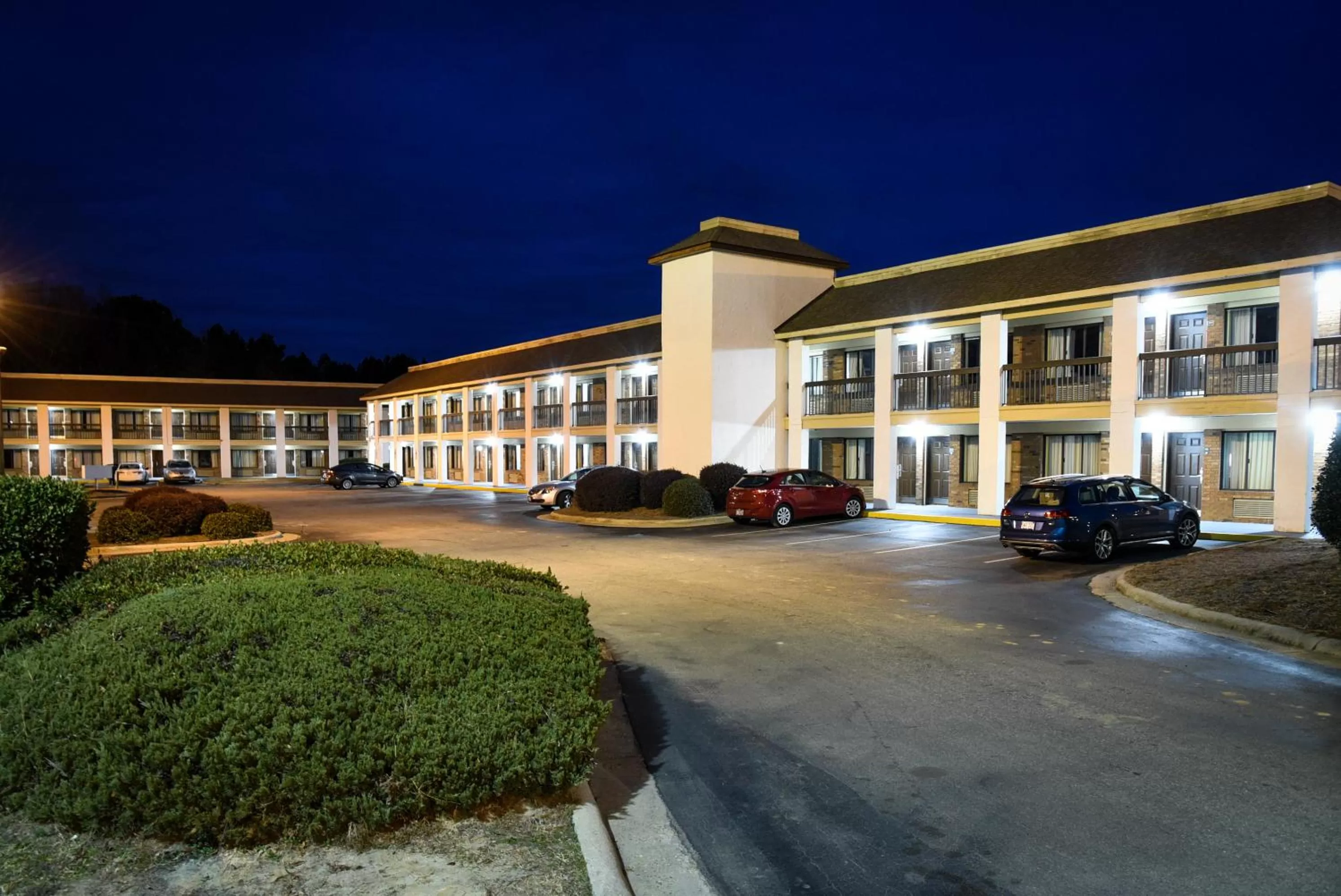 Property building in SureStay Plus Hotel by Best Western Fayetteville