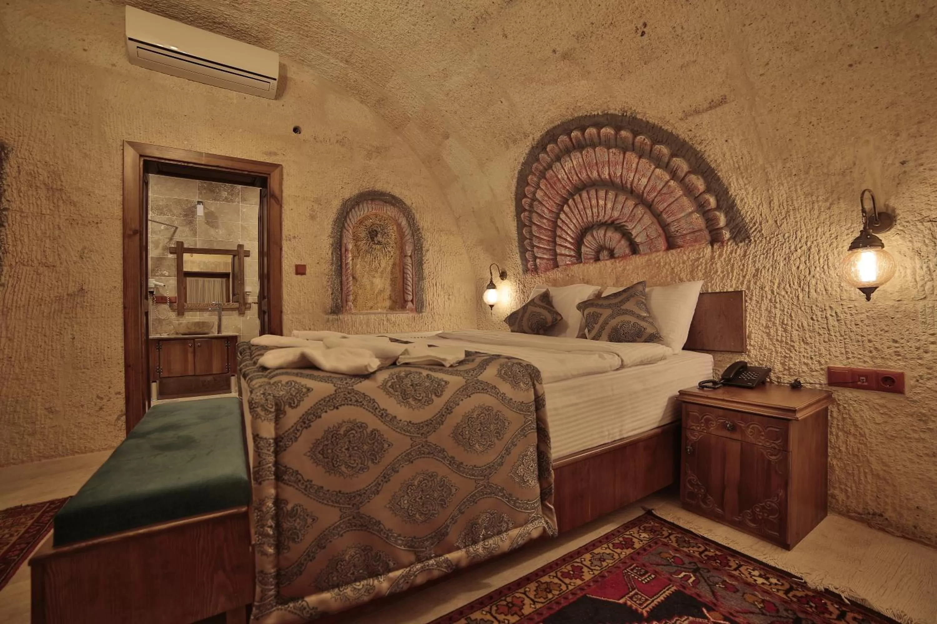 Bedroom, Bed in Grand Cappadocia Hotel