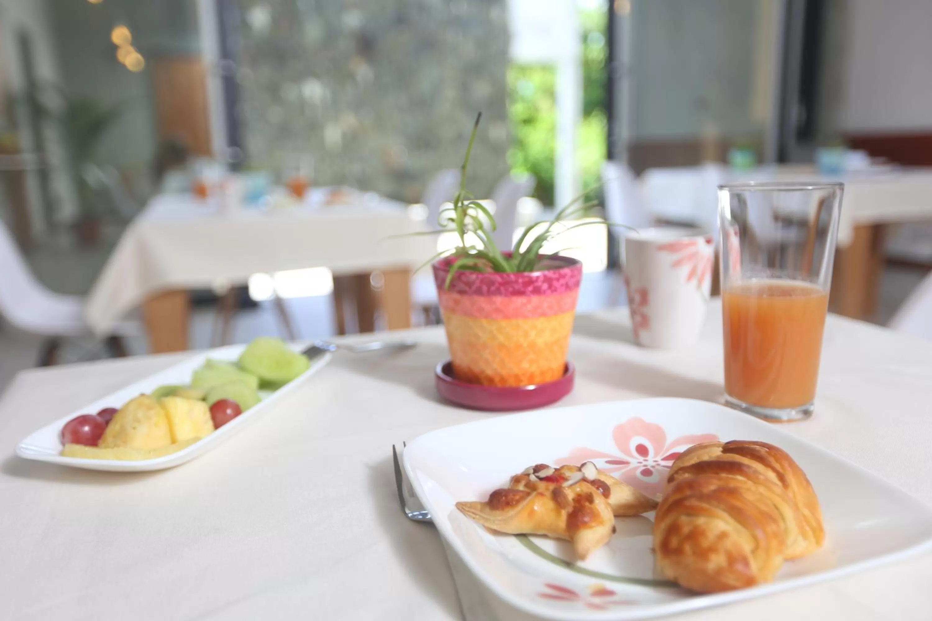 Food in Sol Sanctum - Boutique Wellness Hotel