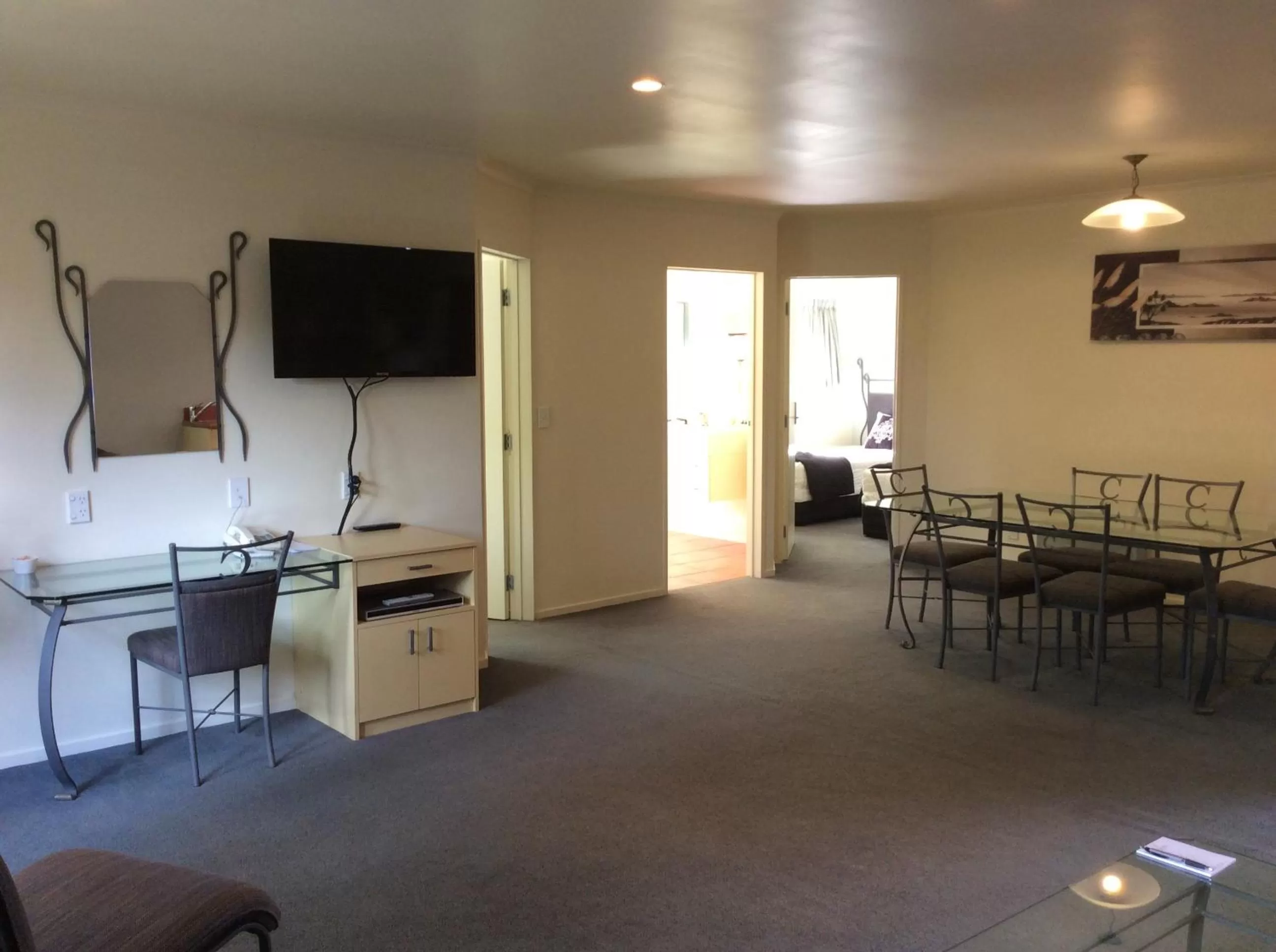 Living room in Chancellor Motor Lodge and Conference Centre