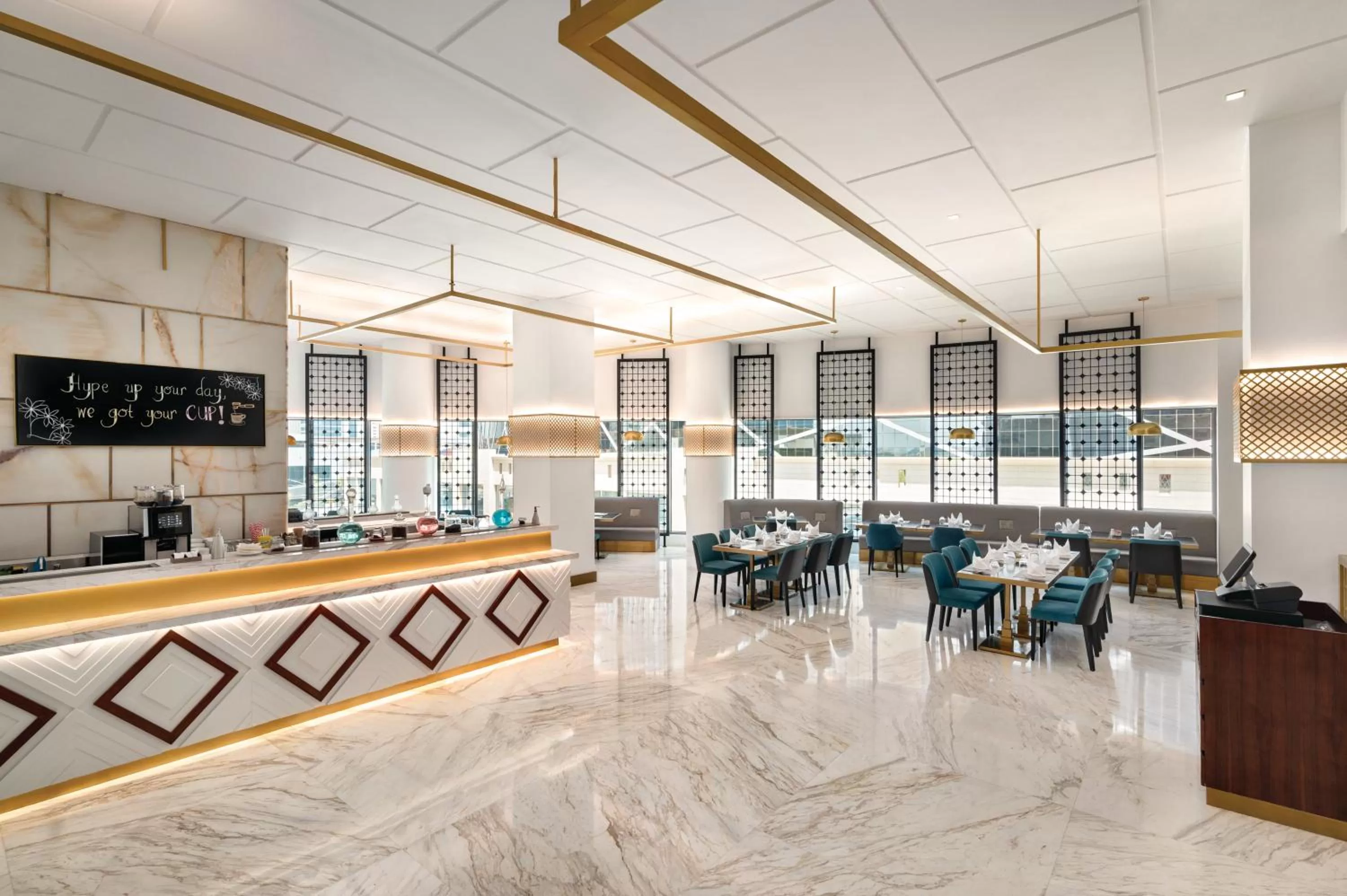 Restaurant/places to eat in Wyndham Doha West Bay