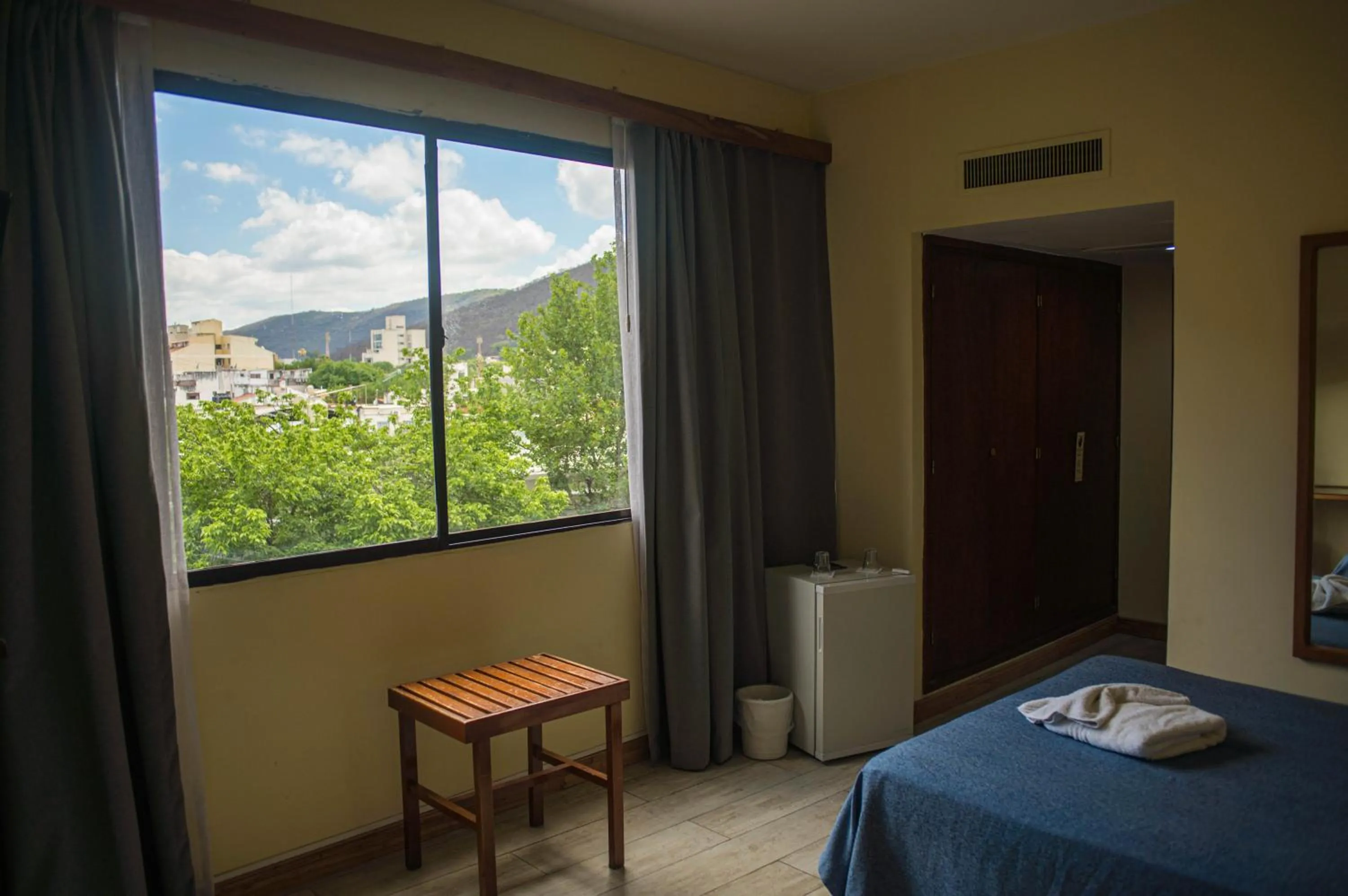 Mountain view, Bed in Gran Hotel Presidente