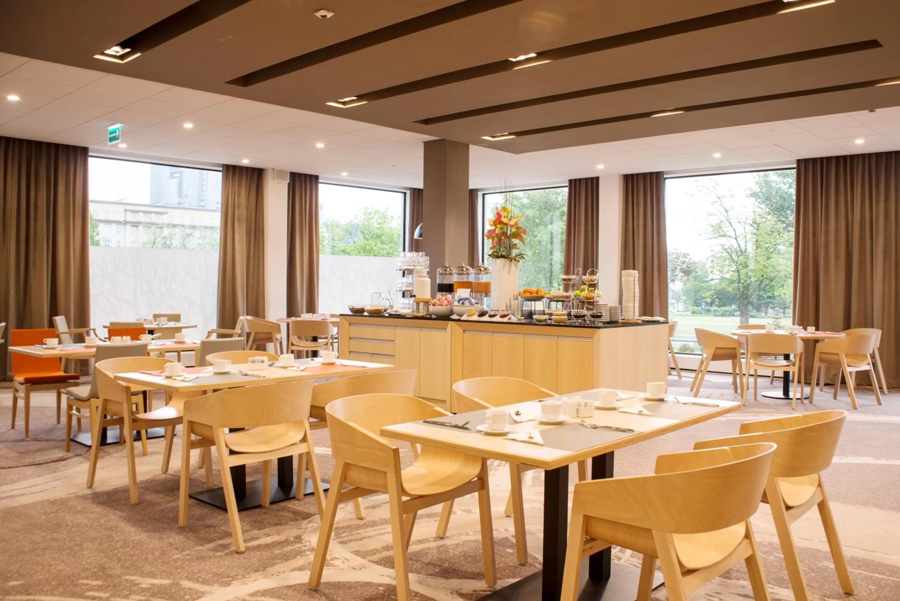 Restaurant/places to eat in Mercure Gdynia Centrum