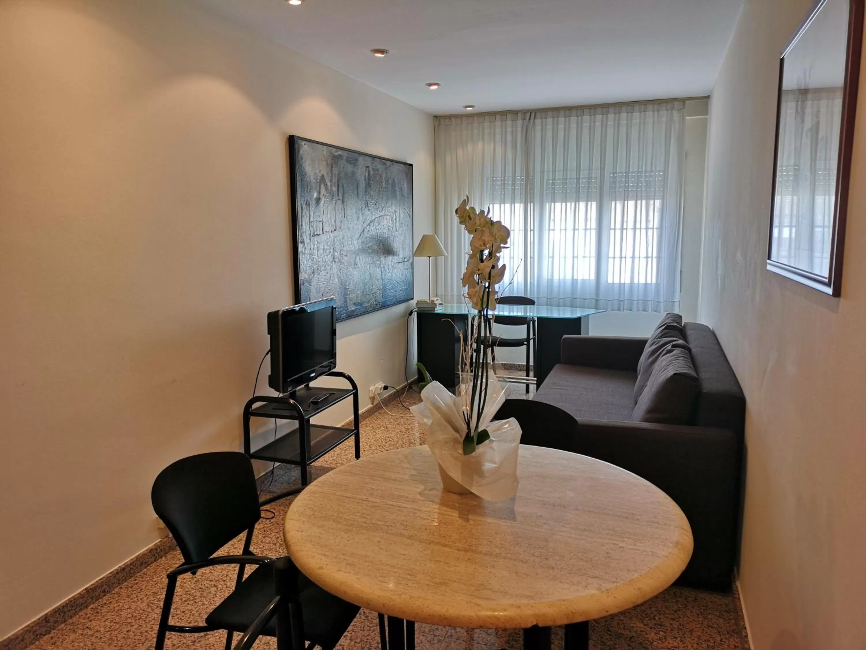 Dining area in URH Ciutat de Mataró
