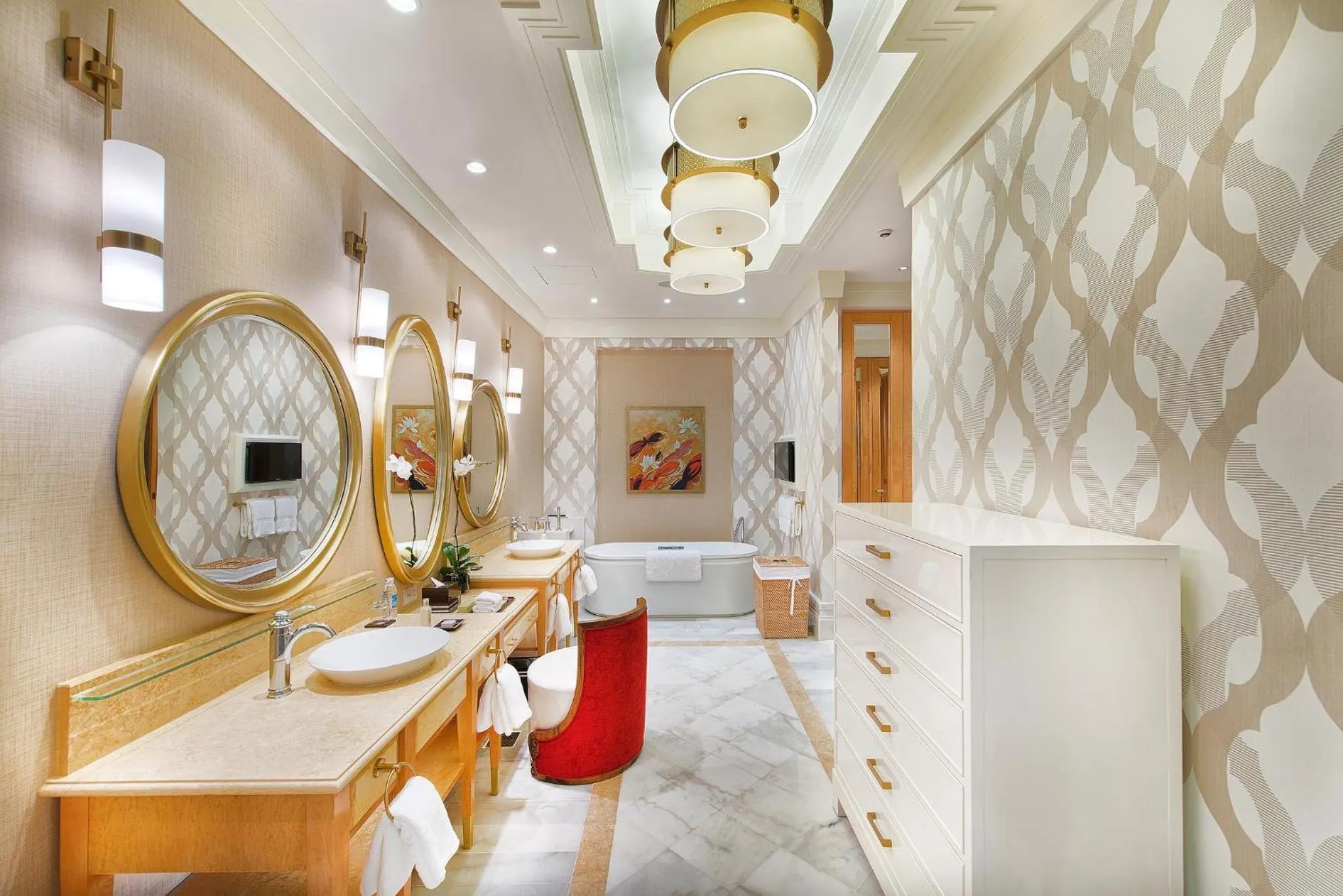 Photo of the whole room in InterContinental Grand Ho Tram