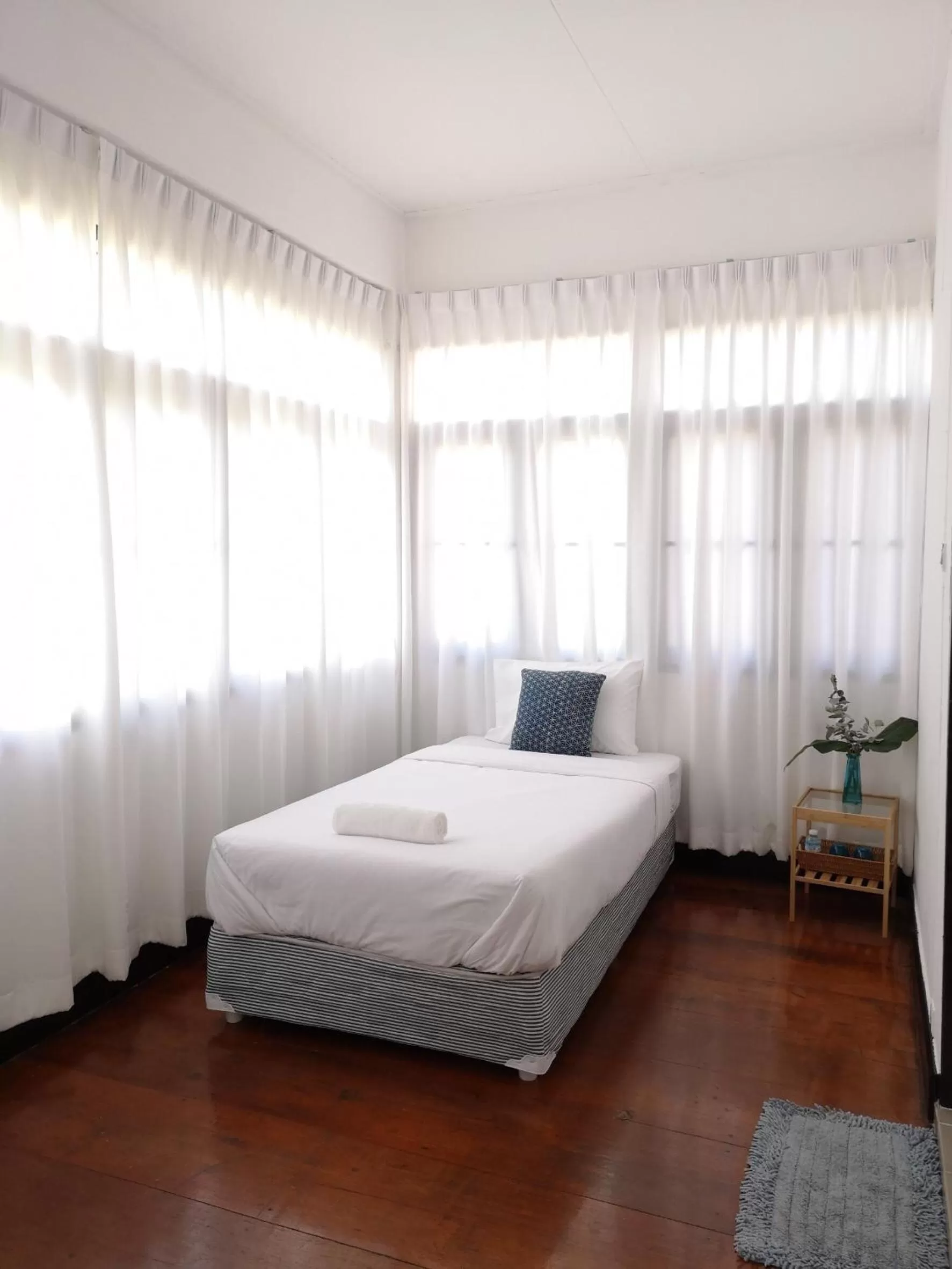 Bed in Cozy by Funwahn