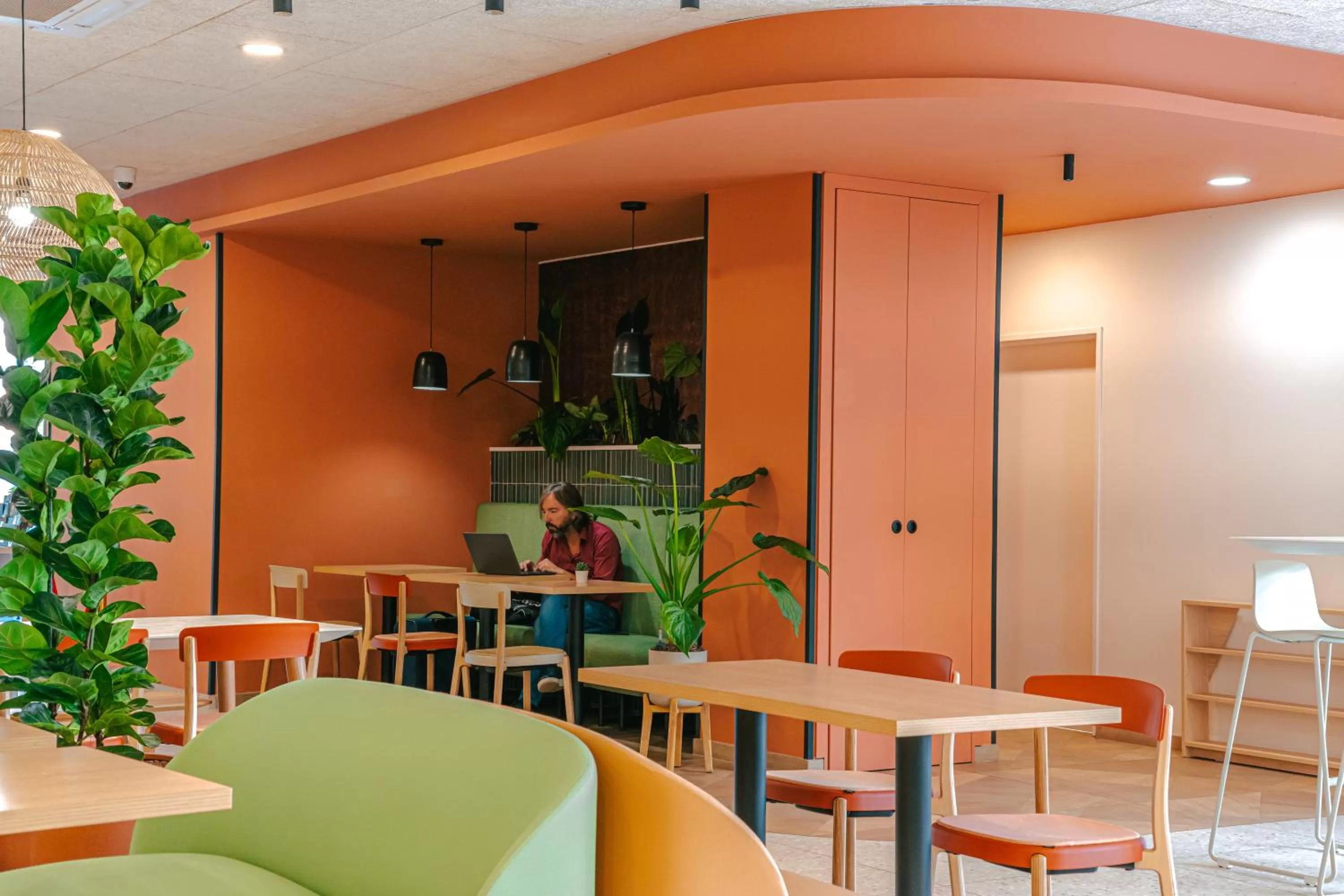 Restaurant/places to eat in ibis Styles Marseille Palais des Congrès Vélodrome