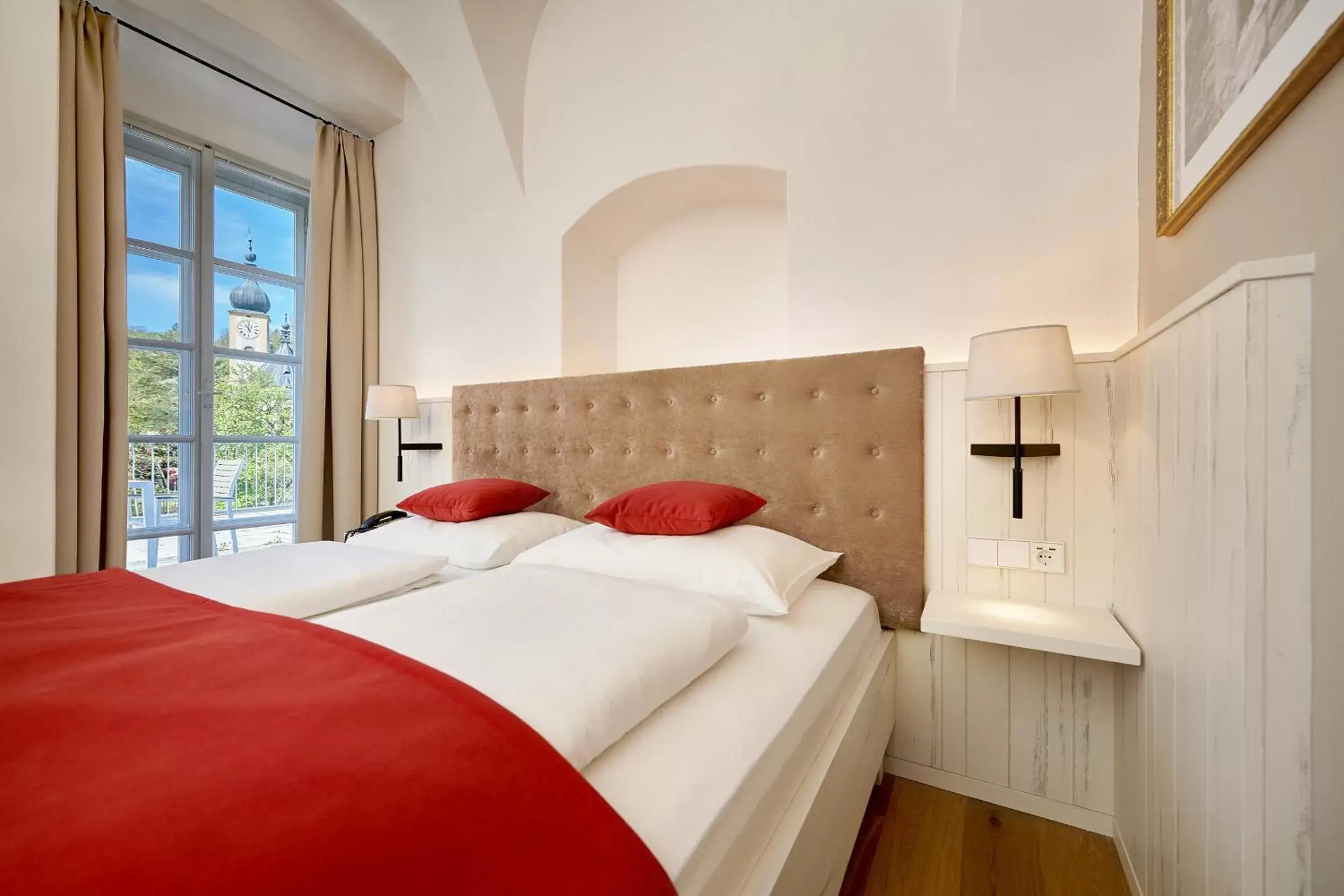 Deluxe Double Room with Castle View in Das Schloss an der Eisenstrasse Deluxe Double Room with Castle View in Das Schloss an der Eisenstrasse