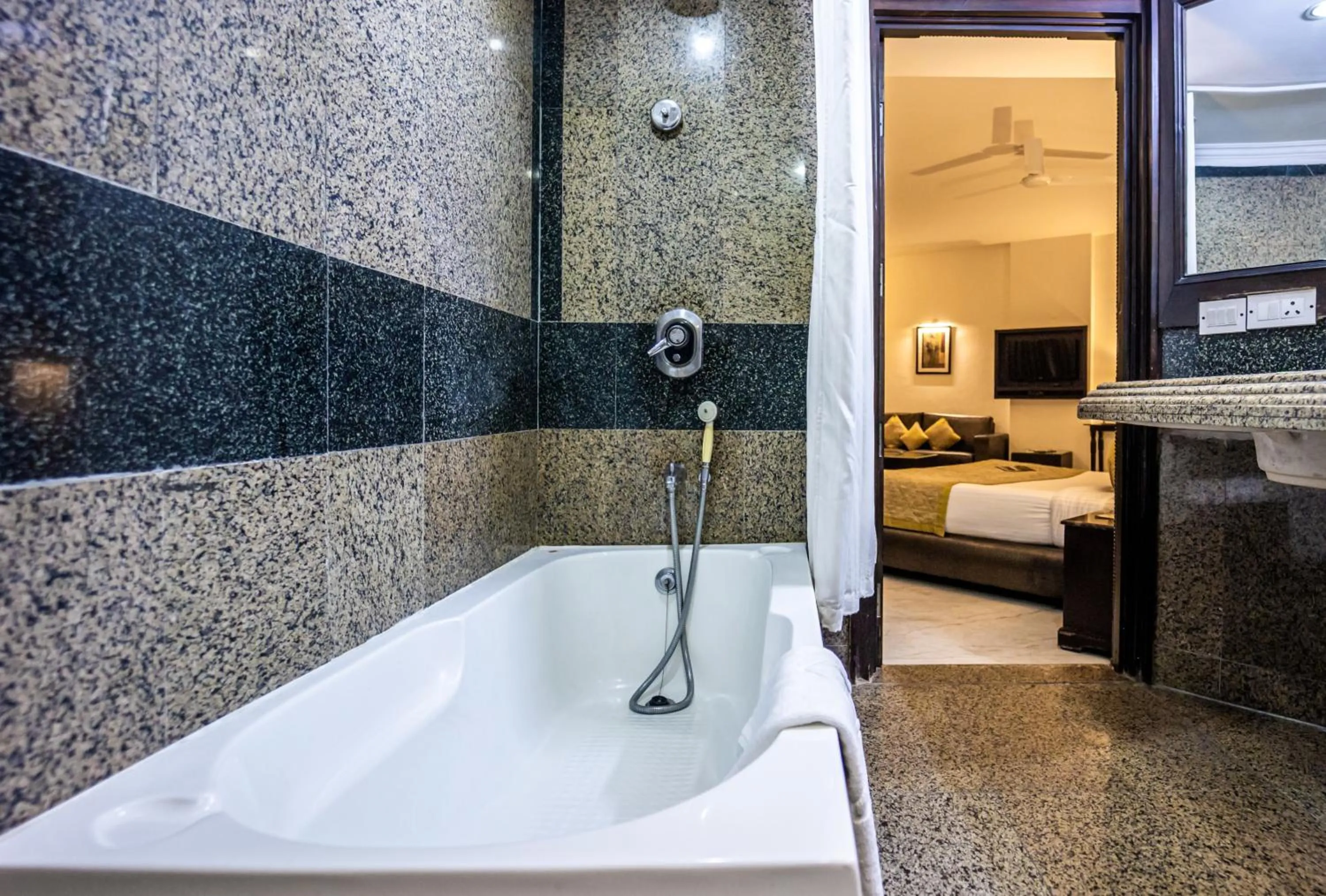 Bathroom, Bed in Hotel Shanti Palace Mahipalpur