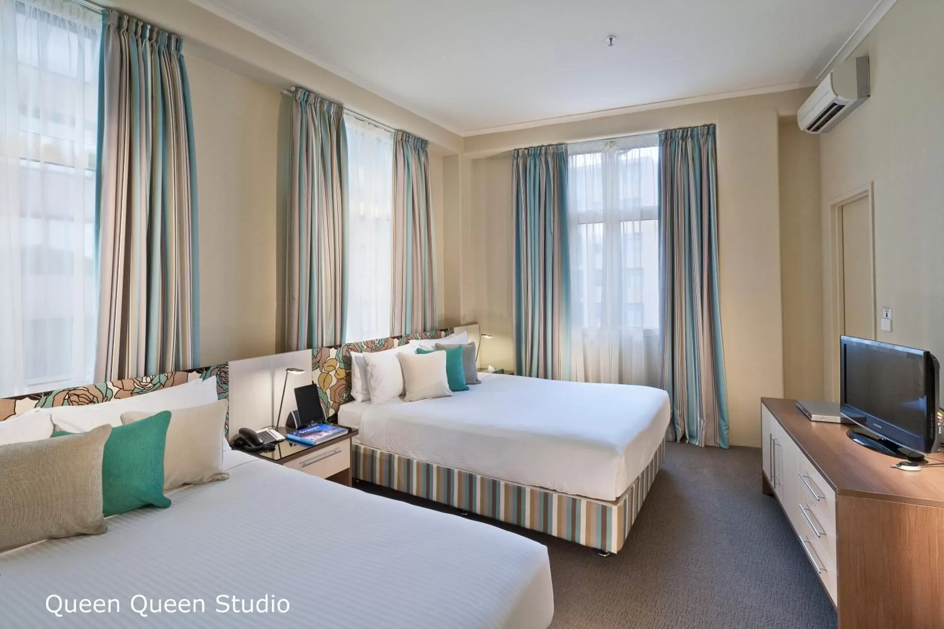 Family Room, 2 Queen Bed in Best Western Plus Hotel Stellar Family Room, 2 Queen Bed in Best Western Plus Hotel Stellar