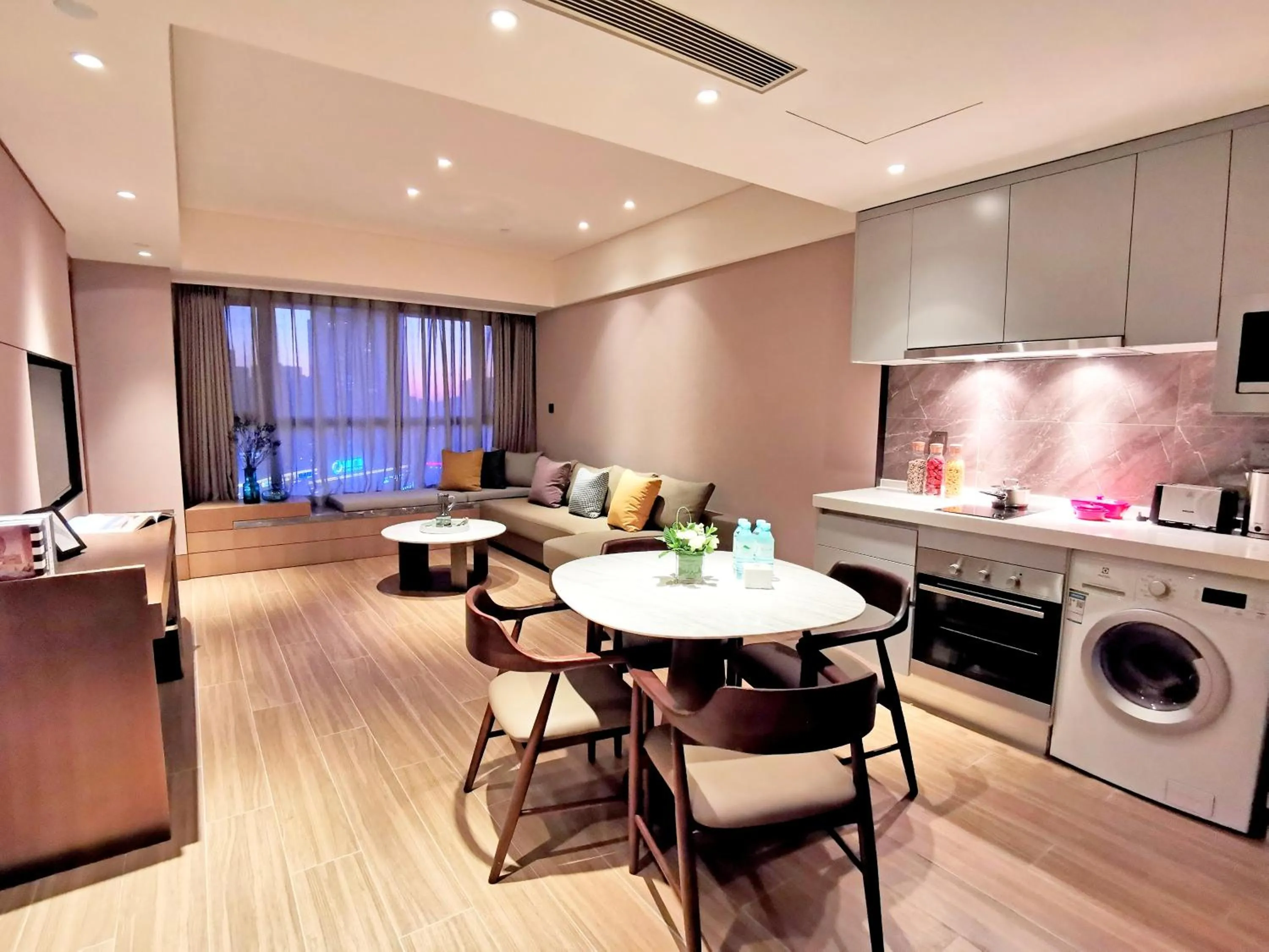 Living room in Somerset Zhongmao Changchun