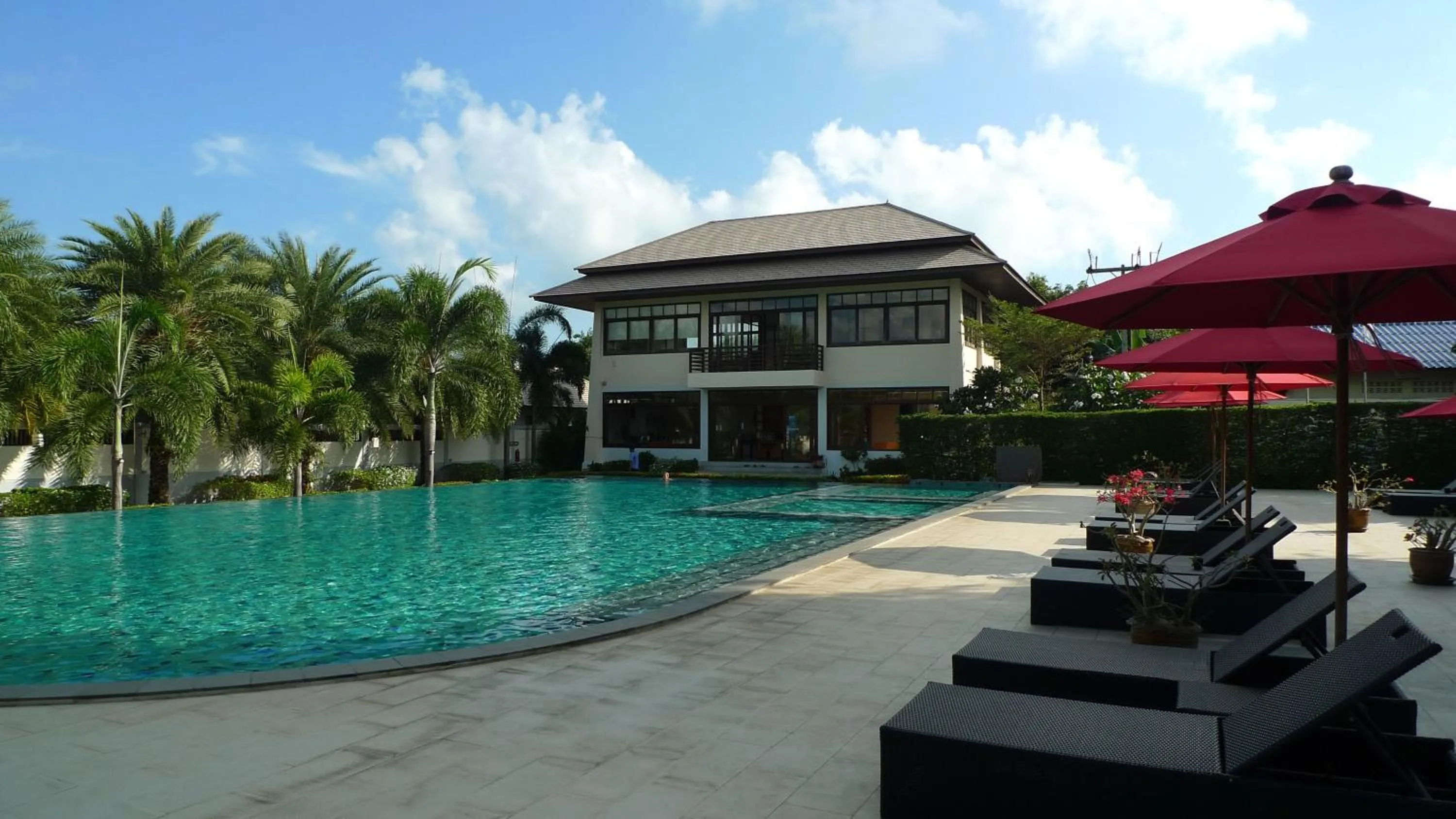 Property building in Samui Boat Lagoon