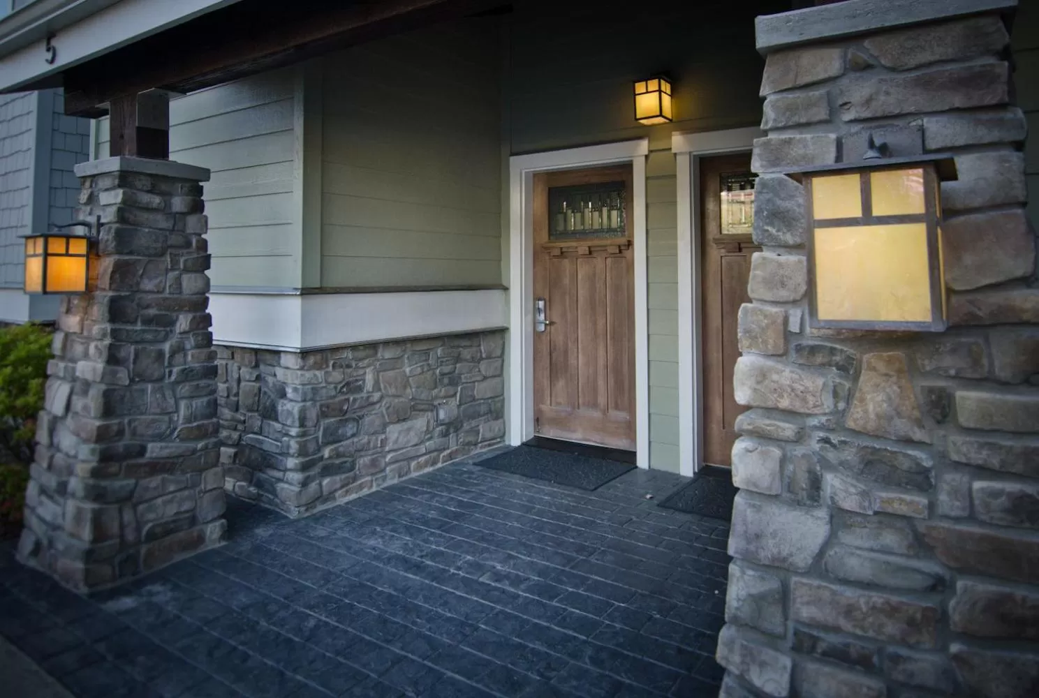 Facade/entrance in Pacific Reef Hotel & Light Show