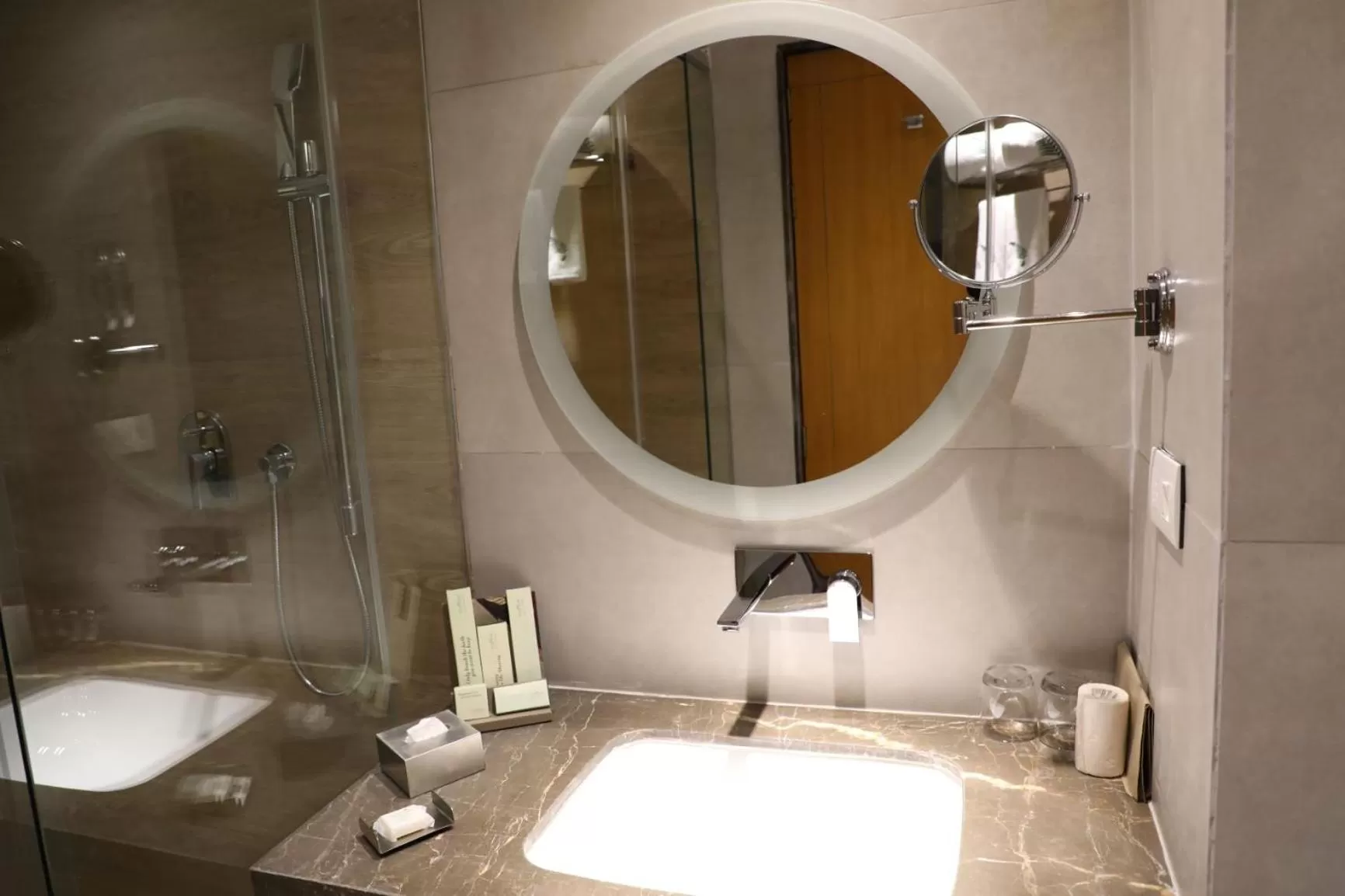 The Fern Residency, Morbi