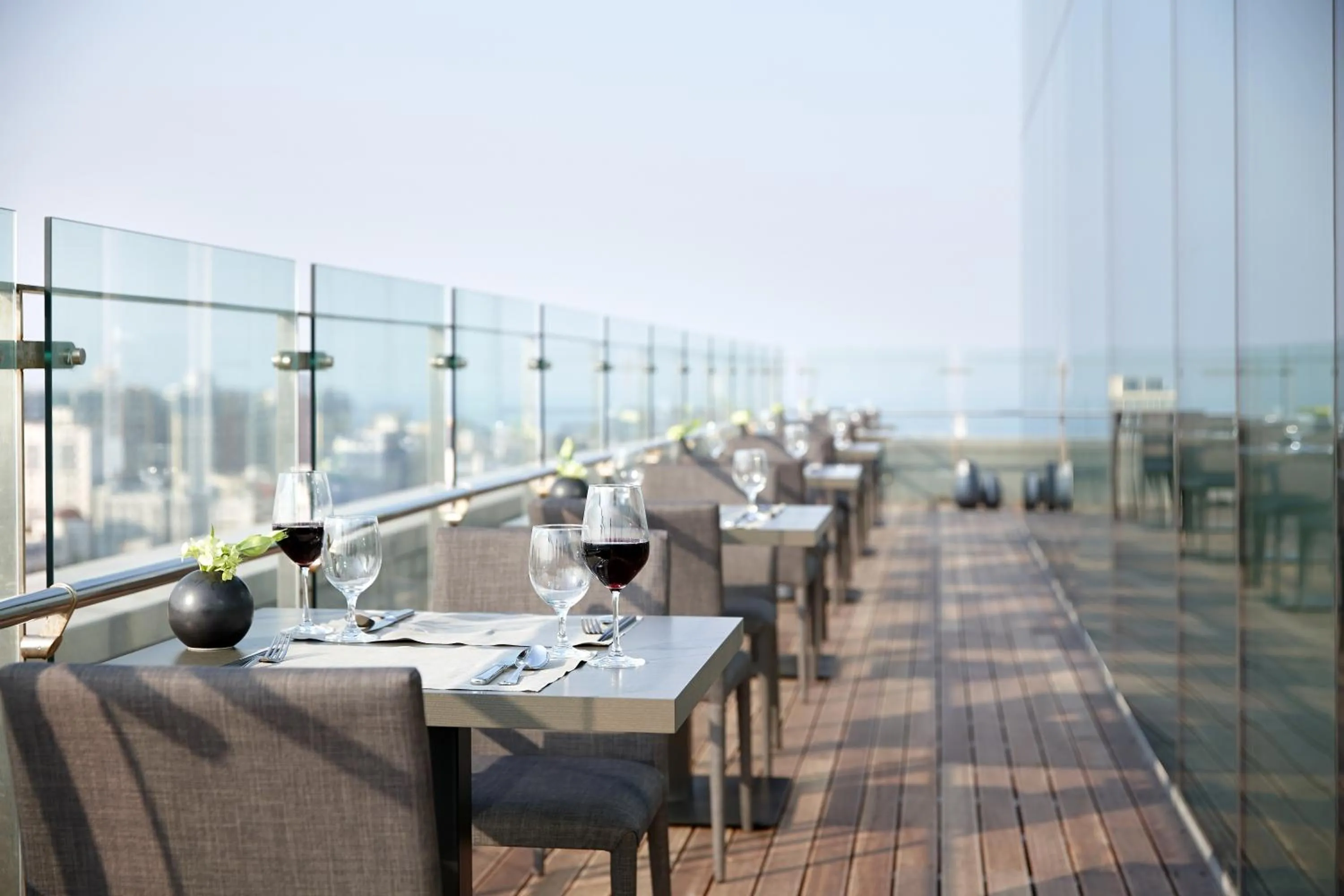 Lounge or bar in Shilla Stay Jeju Airport