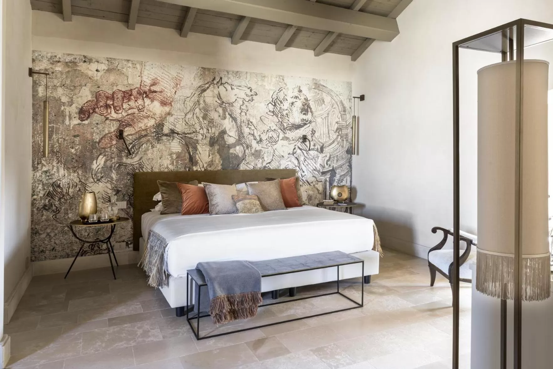 Bed in Palazzo Maresgallo Suites & SPA