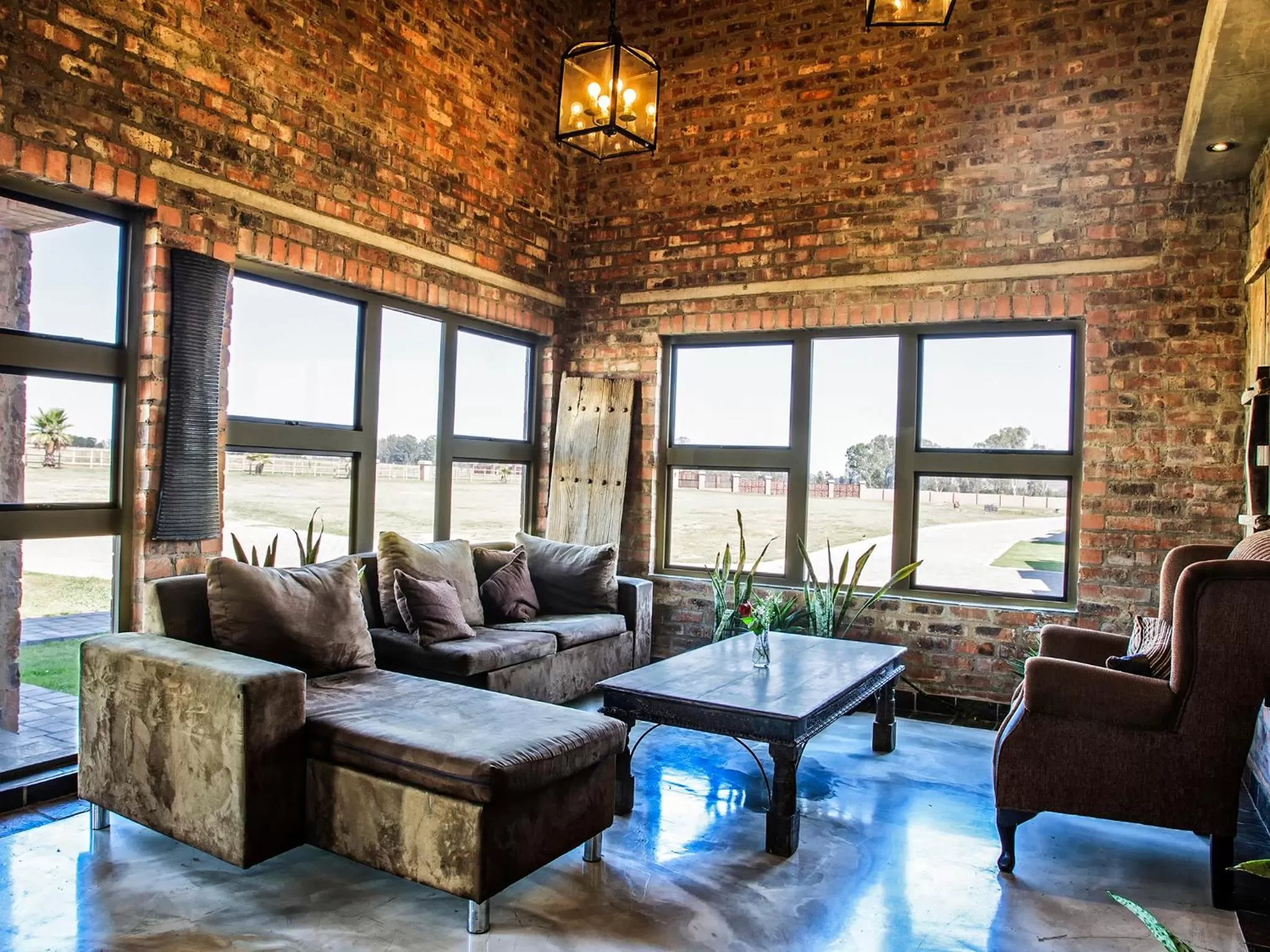 Facade/entrance, Seating Area in Rustique Boutique Hotel