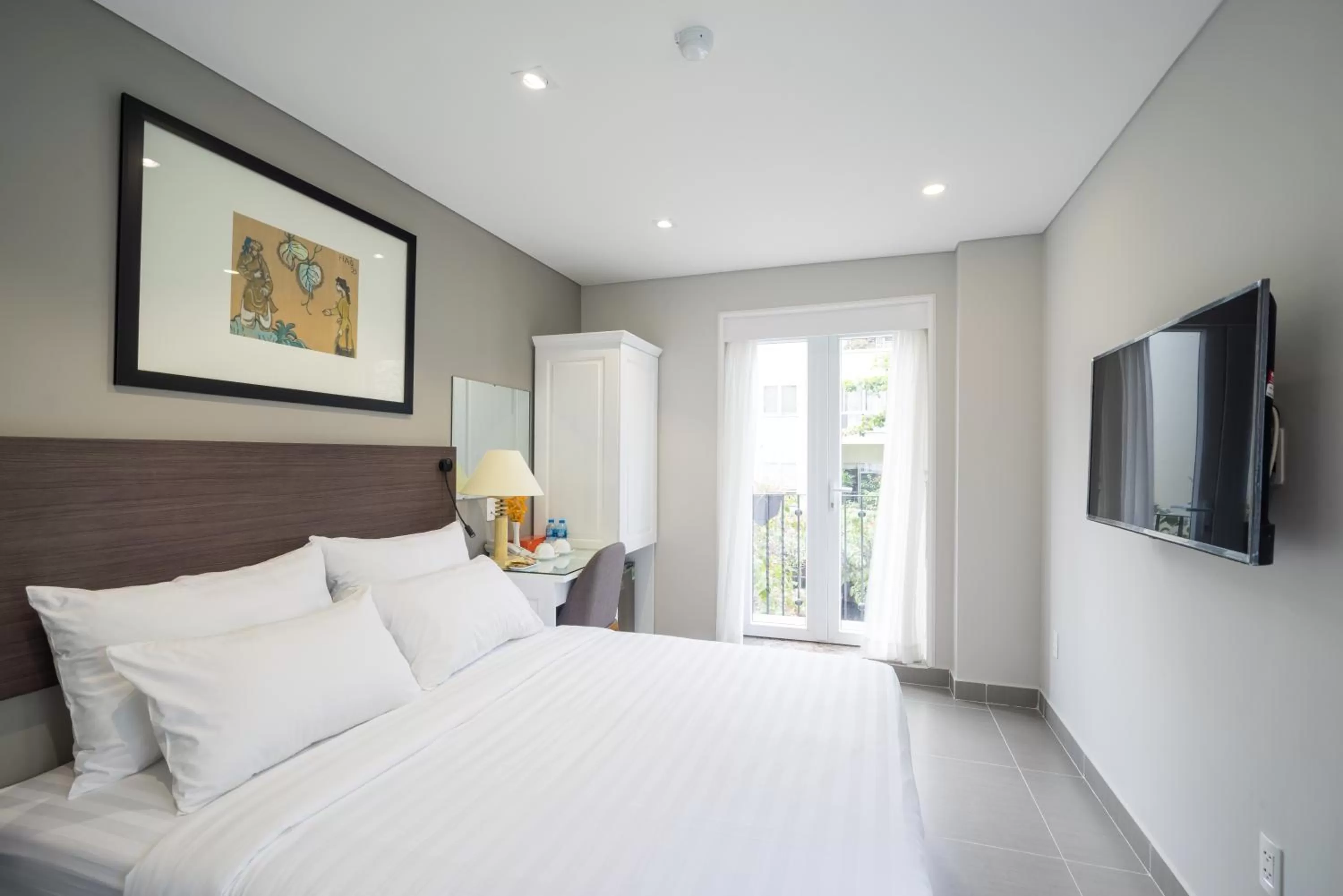 Bedroom, Bed in Park Hill Hotel - Phu My Hung