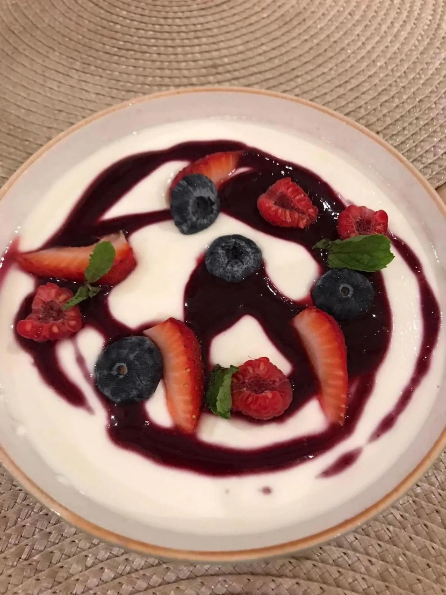 Restaurant/places to eat in Coral Inn