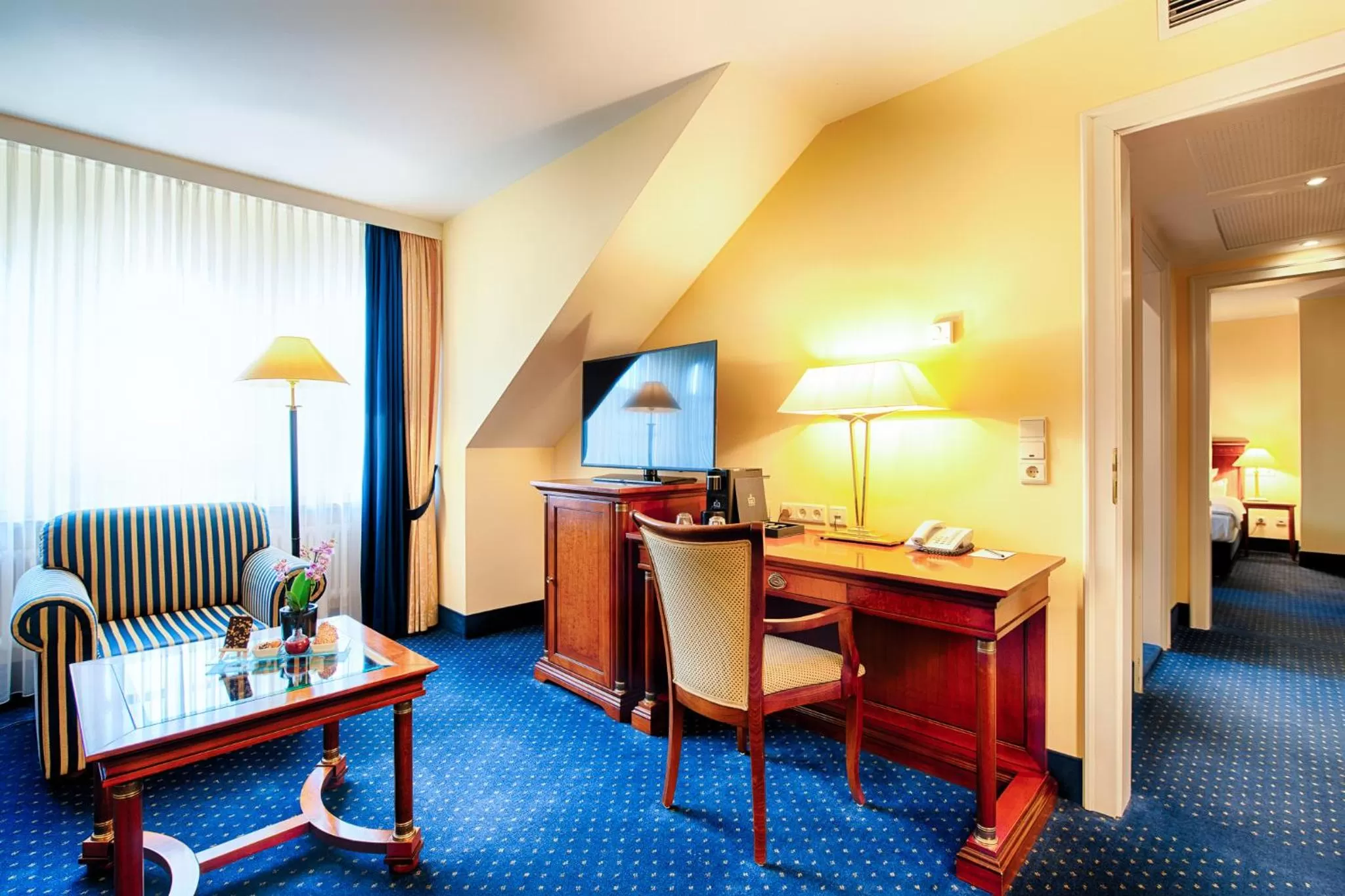 Living room, TV/Entertainment Center in Hotel Villa Geyerswörth