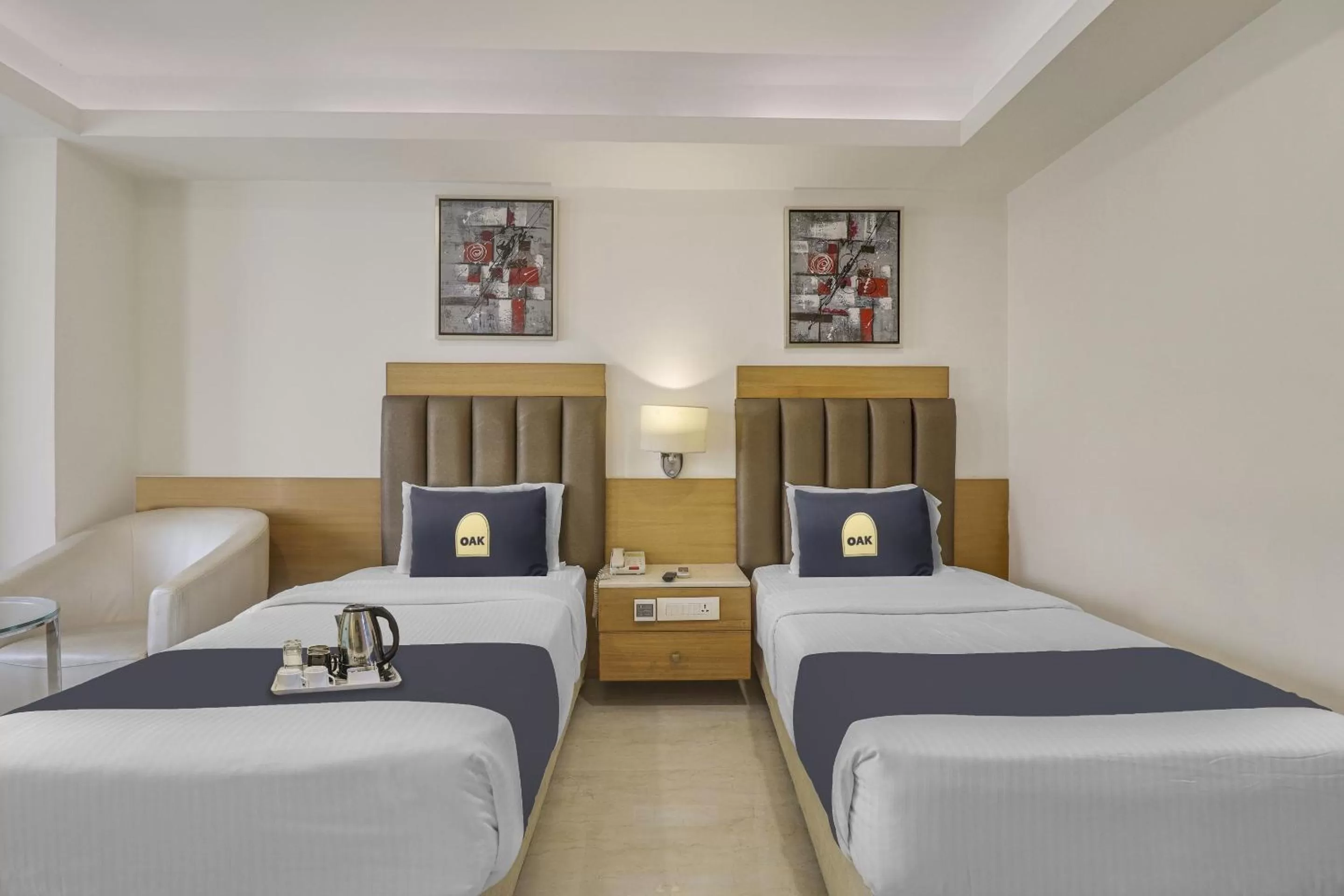 Bedroom, Bed in Palette - Hotel Chennai La Palace