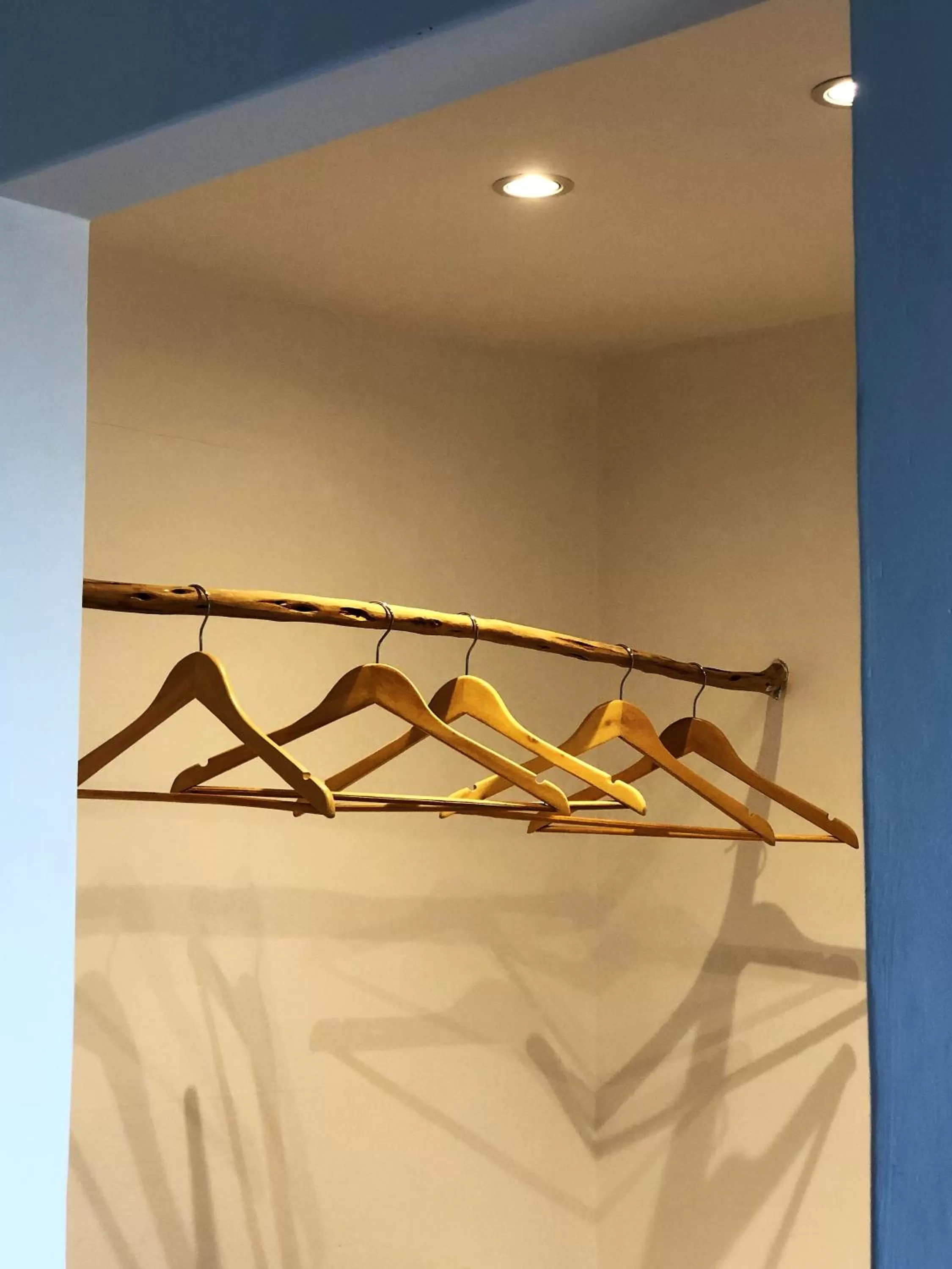 wardrobe in B&B Fashion style