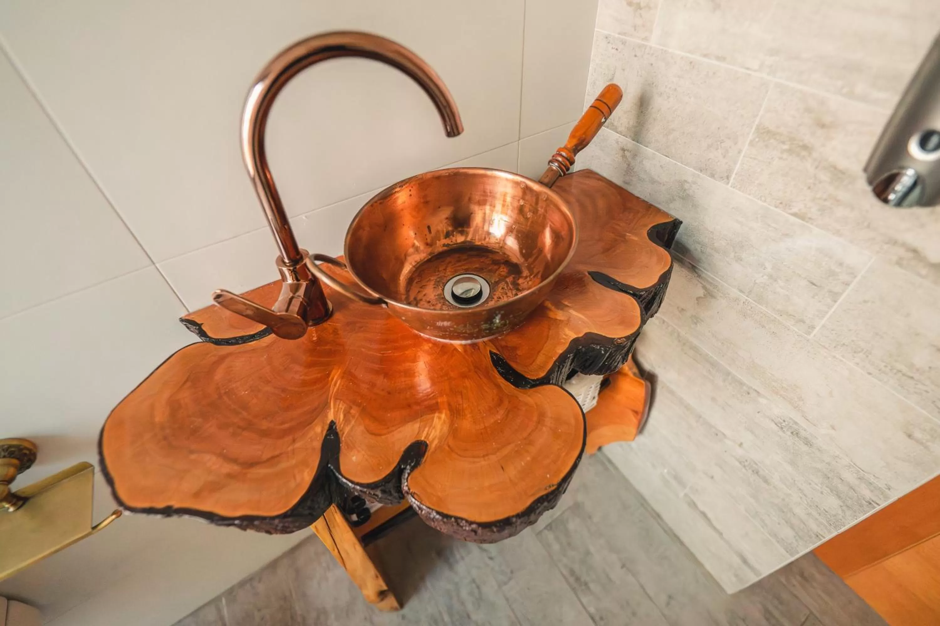 Bathroom in AYCA La Flora Hotel Boutique