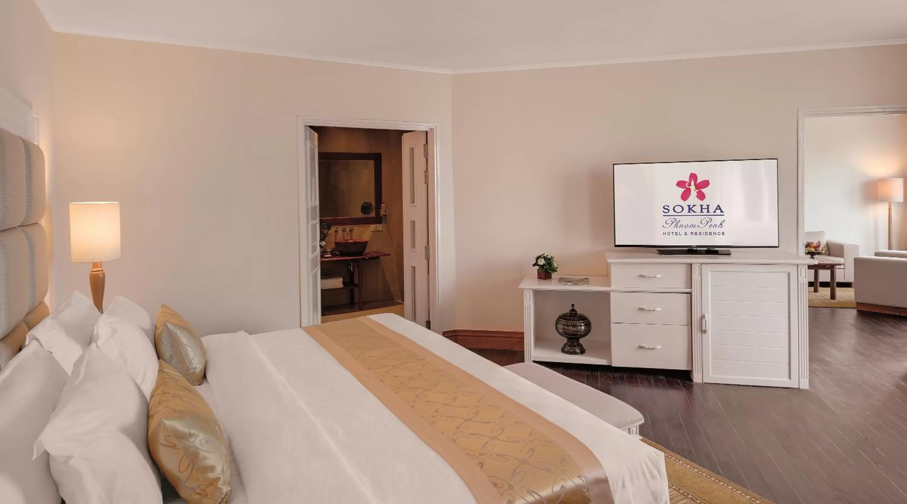 Bed in Sokha Phnom Penh Hotel