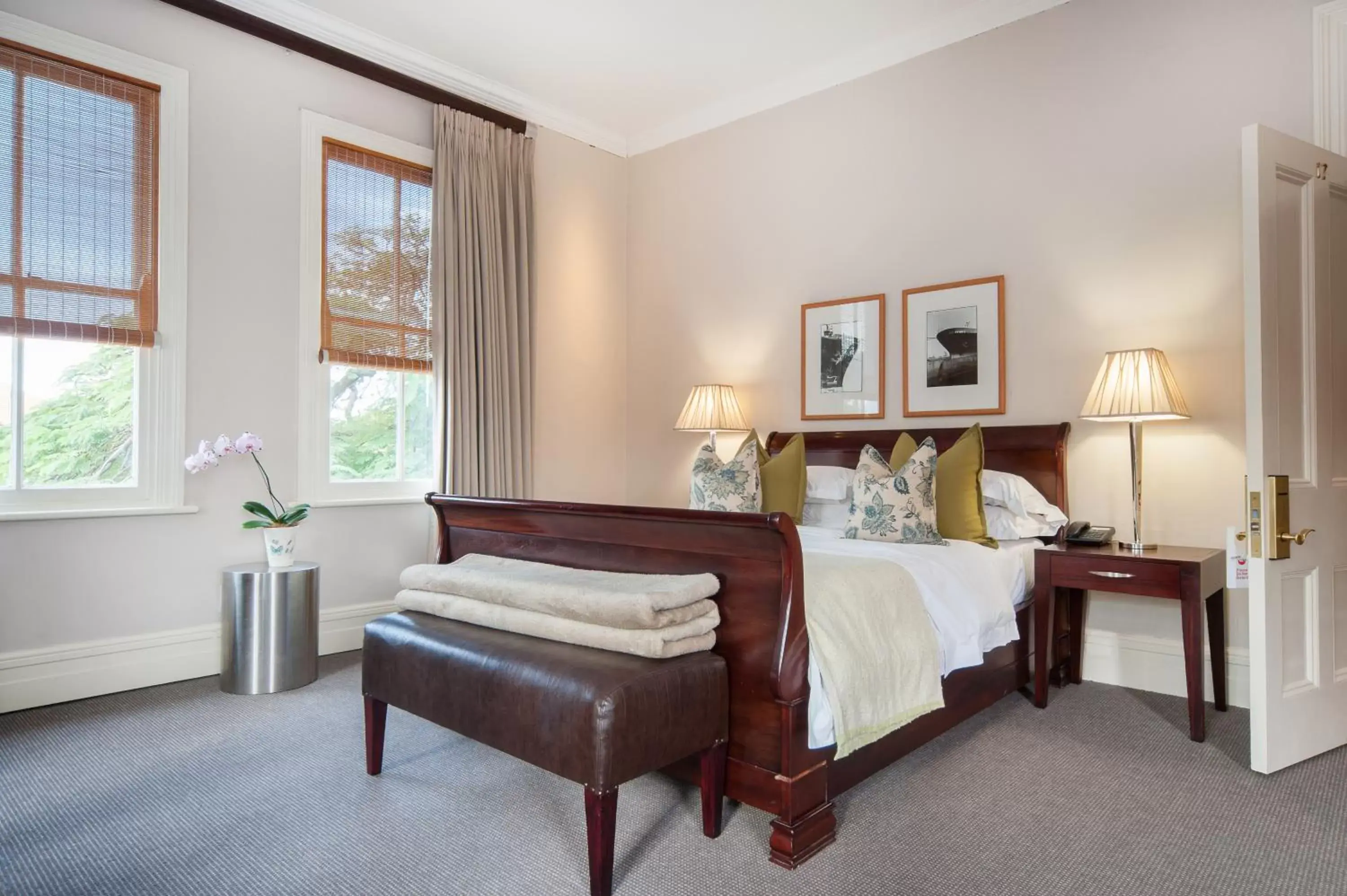 Superior Room in Quarters Hotel Superior Room in Quarters Hotel