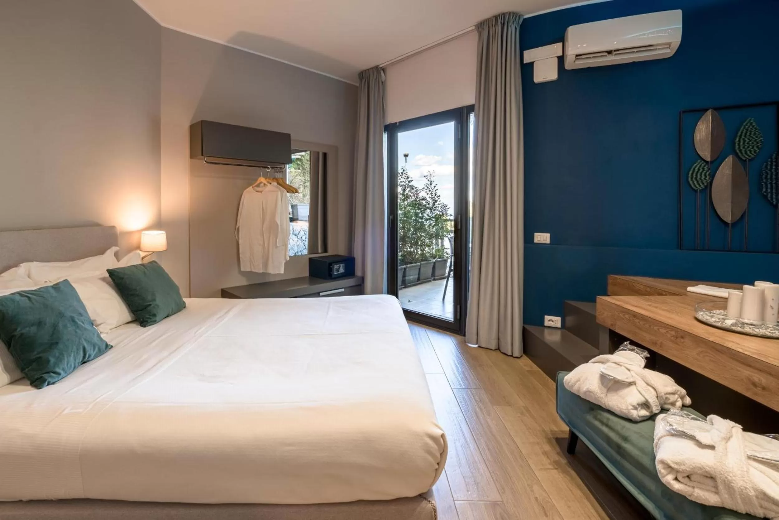 Bed in Taormina Palace Hotel