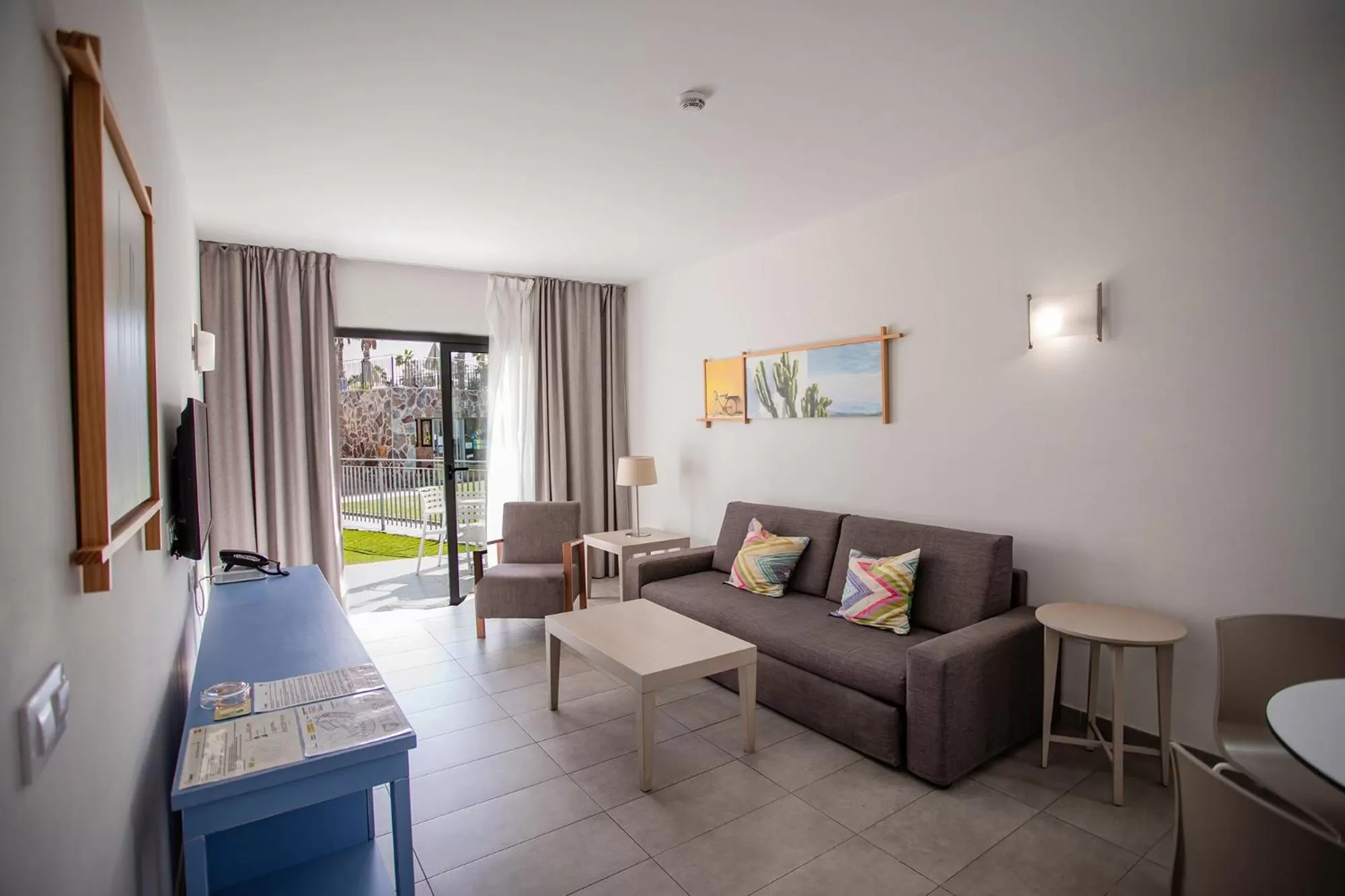 Premium 1 bedroom bungalow - 3 Adults in Caybeach Princess