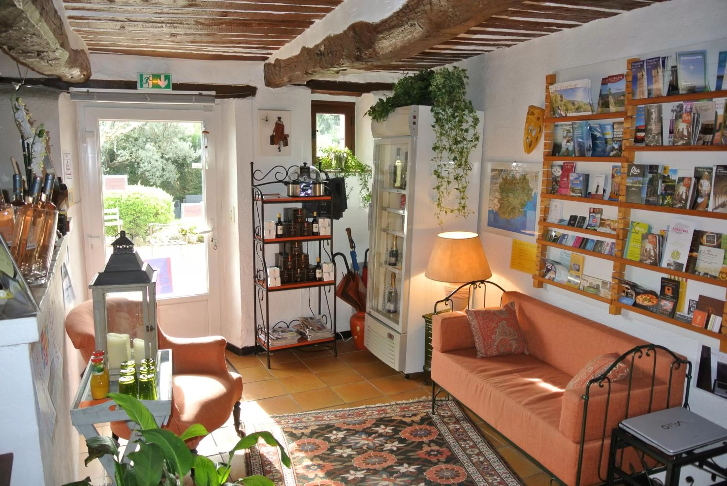 Lobby or reception in La Vieille Bastide