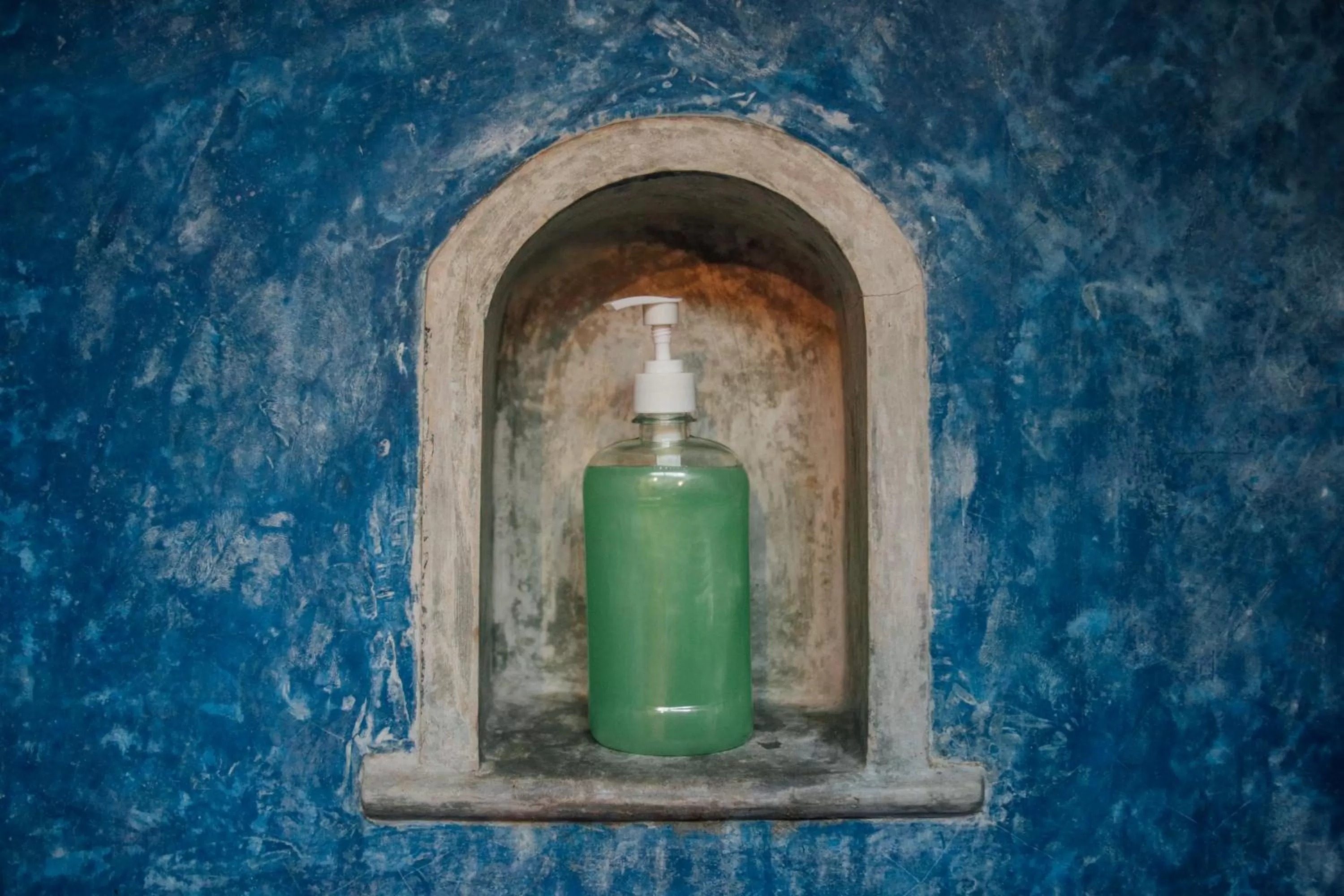 Bathroom, Swimming Pool in Galawatta Beach Resort