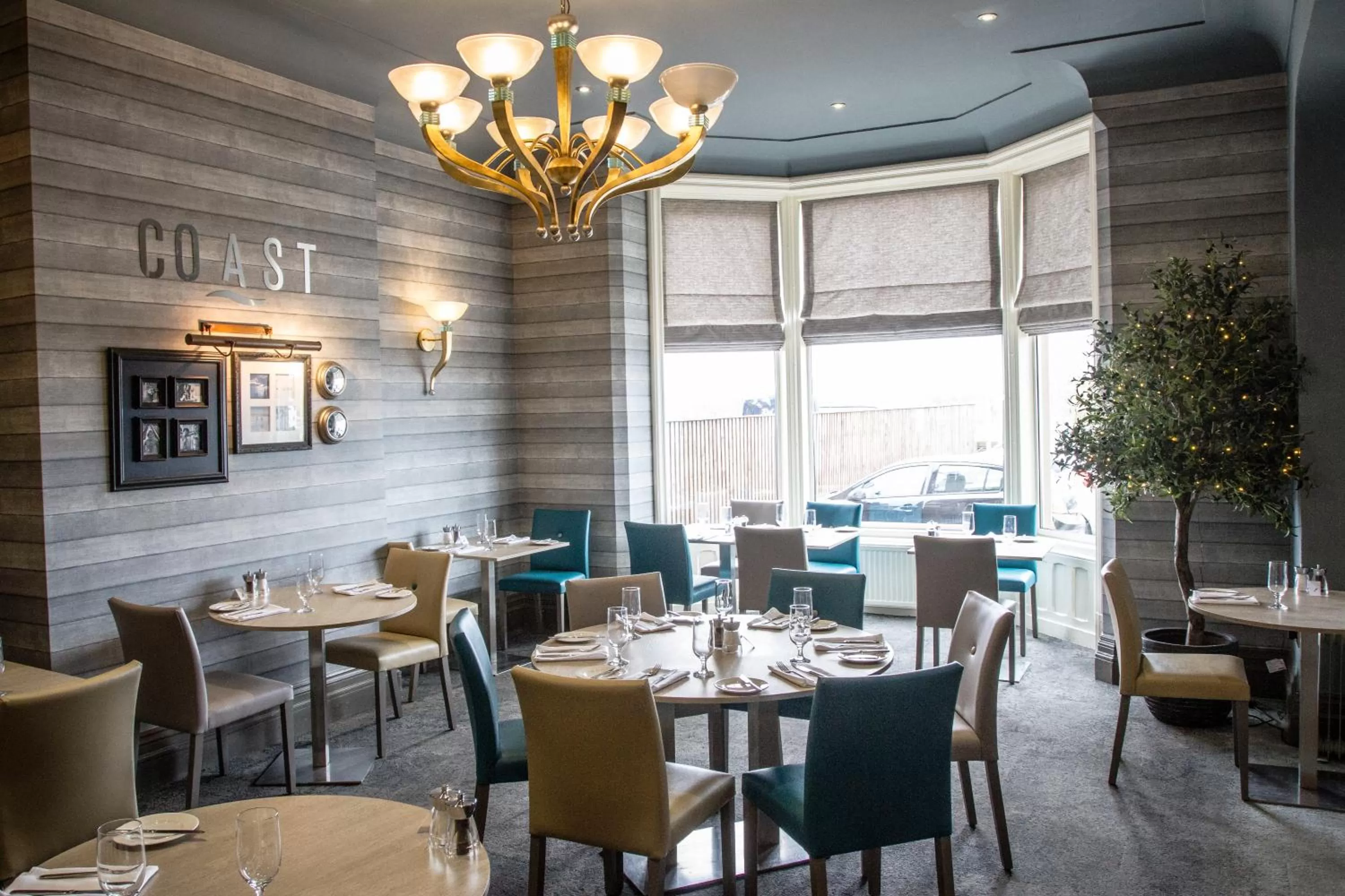 Coffee/tea facilities in Glendower Hotel BW Signature Collection