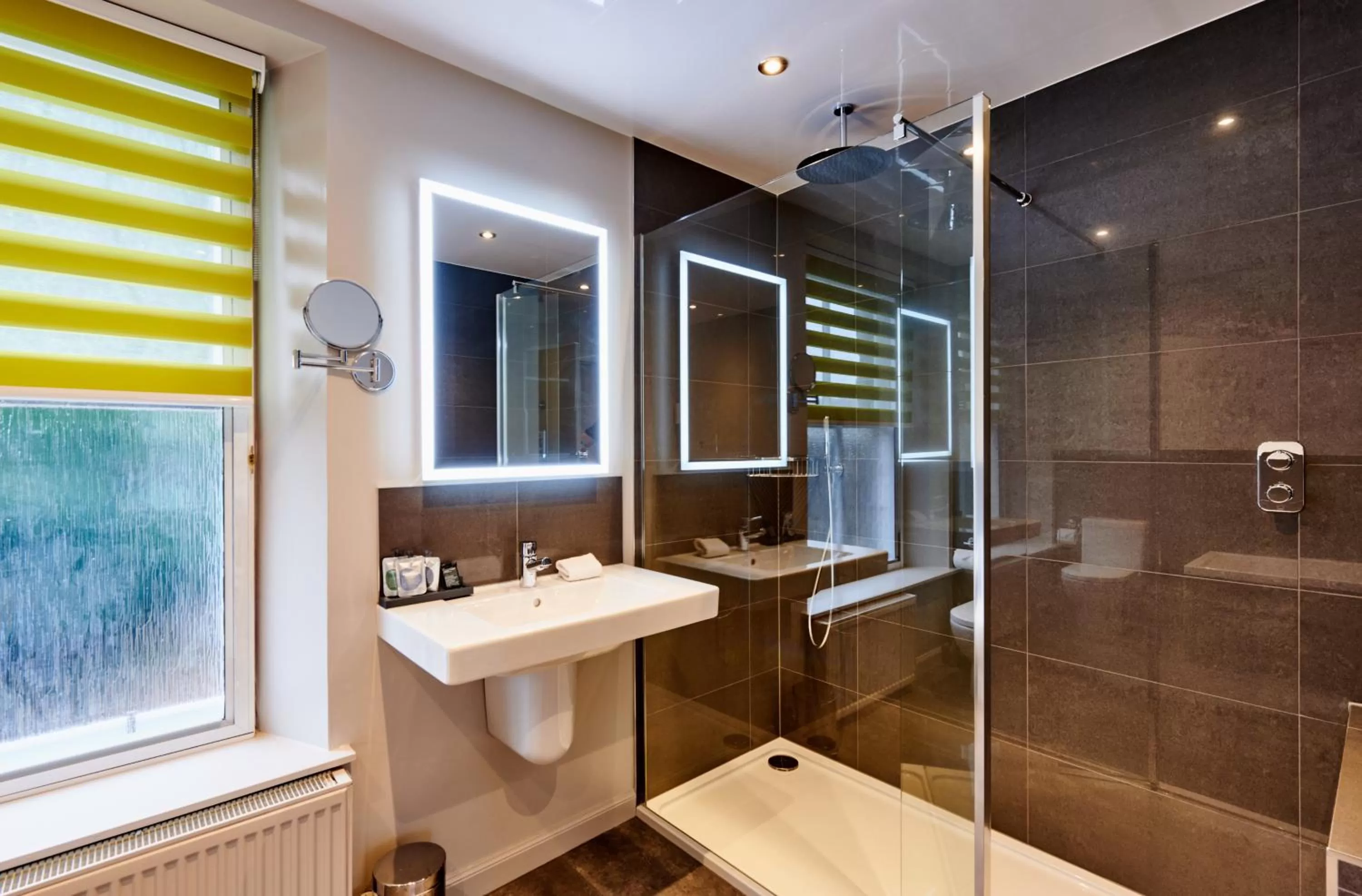 Bathroom in The Parklands Hotel