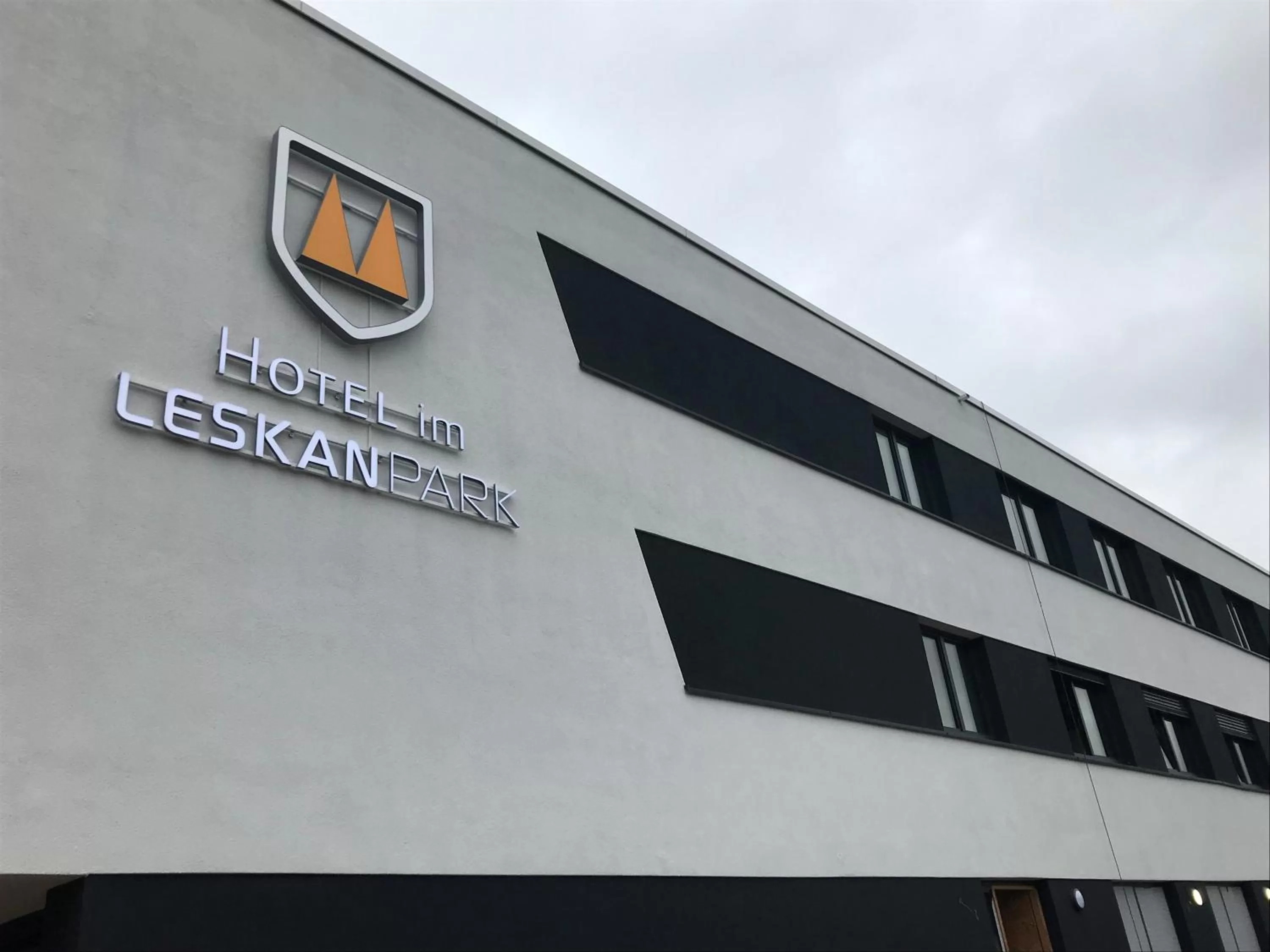 Property building in Hotel im LESKANPark