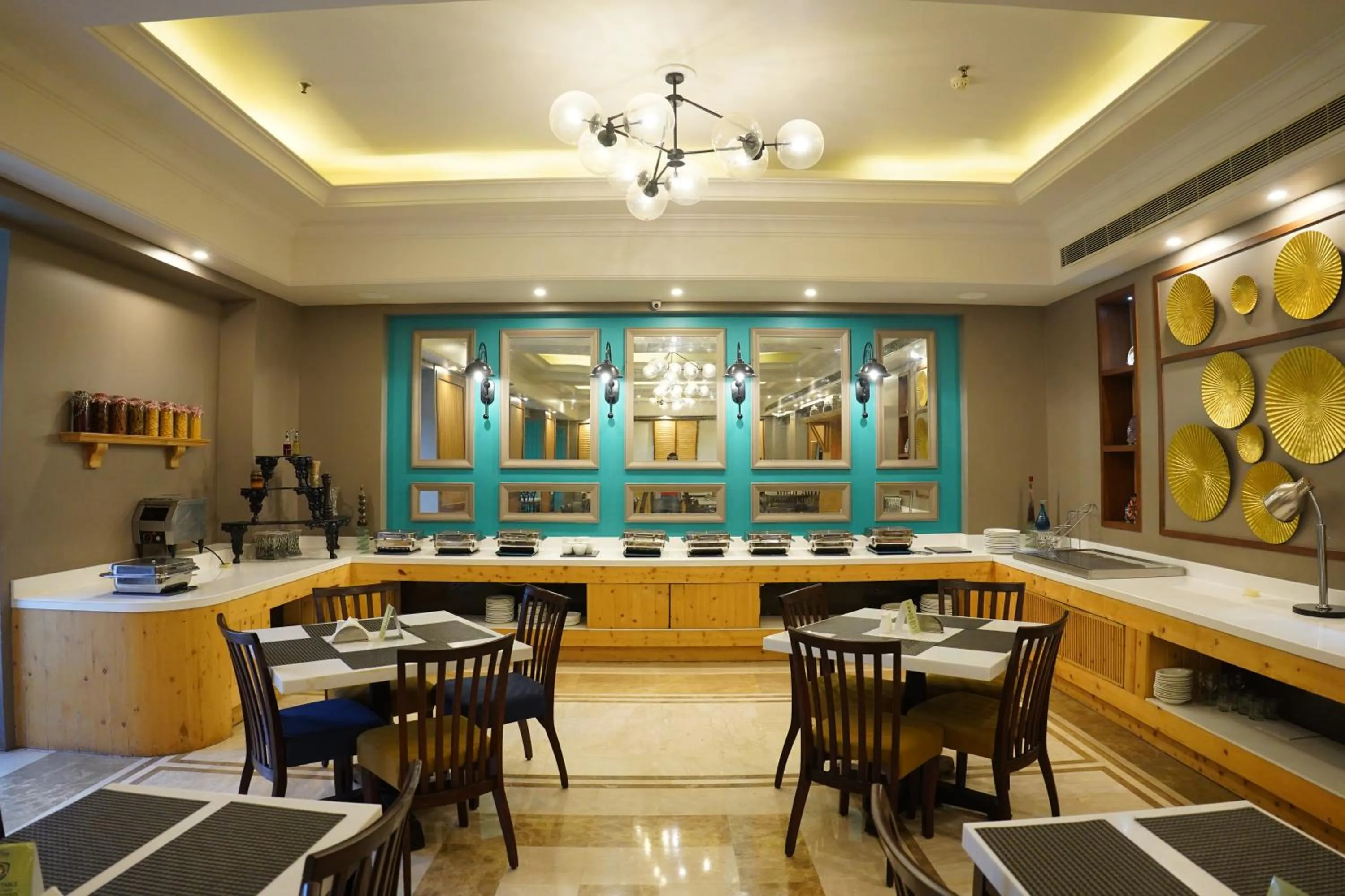 Restaurant/places to eat in Park Plaza Jodhpur
