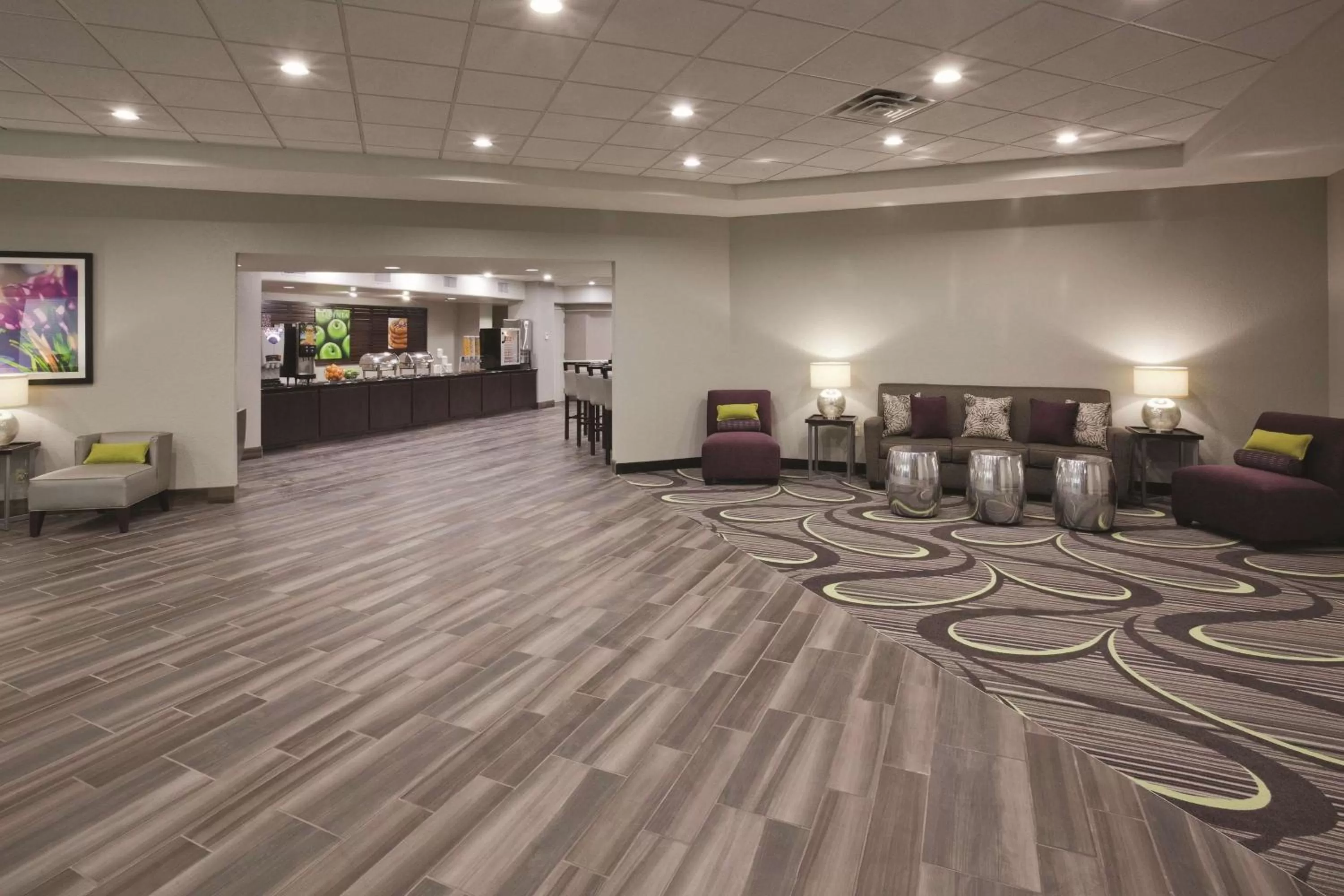 Lobby or reception in La Quinta by Wyndham Minneapolis Bloomington W - FREE AIRPORT SHUTTLE