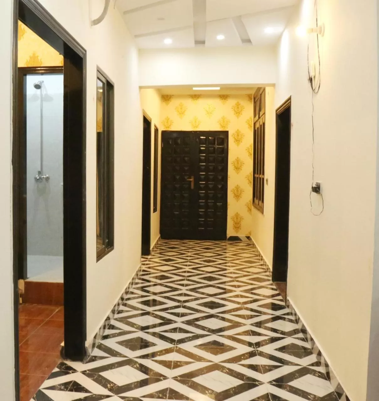 HOTEL DE SMART Multan